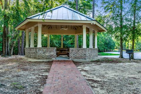 A home in Murrells Inlet