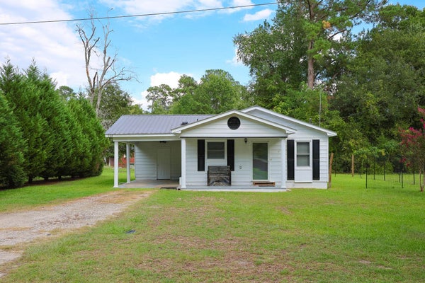 104 S EADDY ST, HEMINGWAY, SC 29554 - Image 0b3d030a9c3071d91665aecf005e0046/2199014833