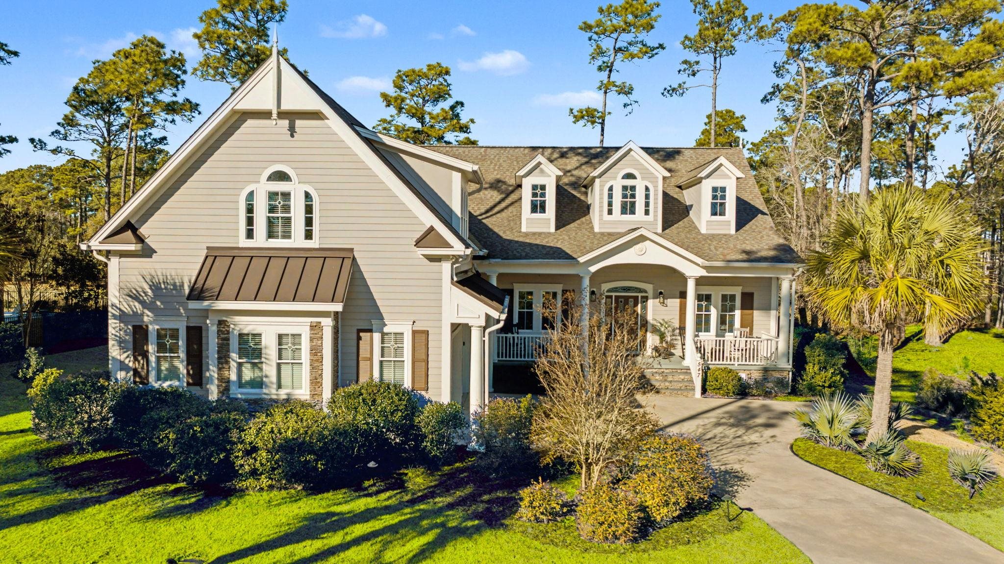 547 Morely Circle SW