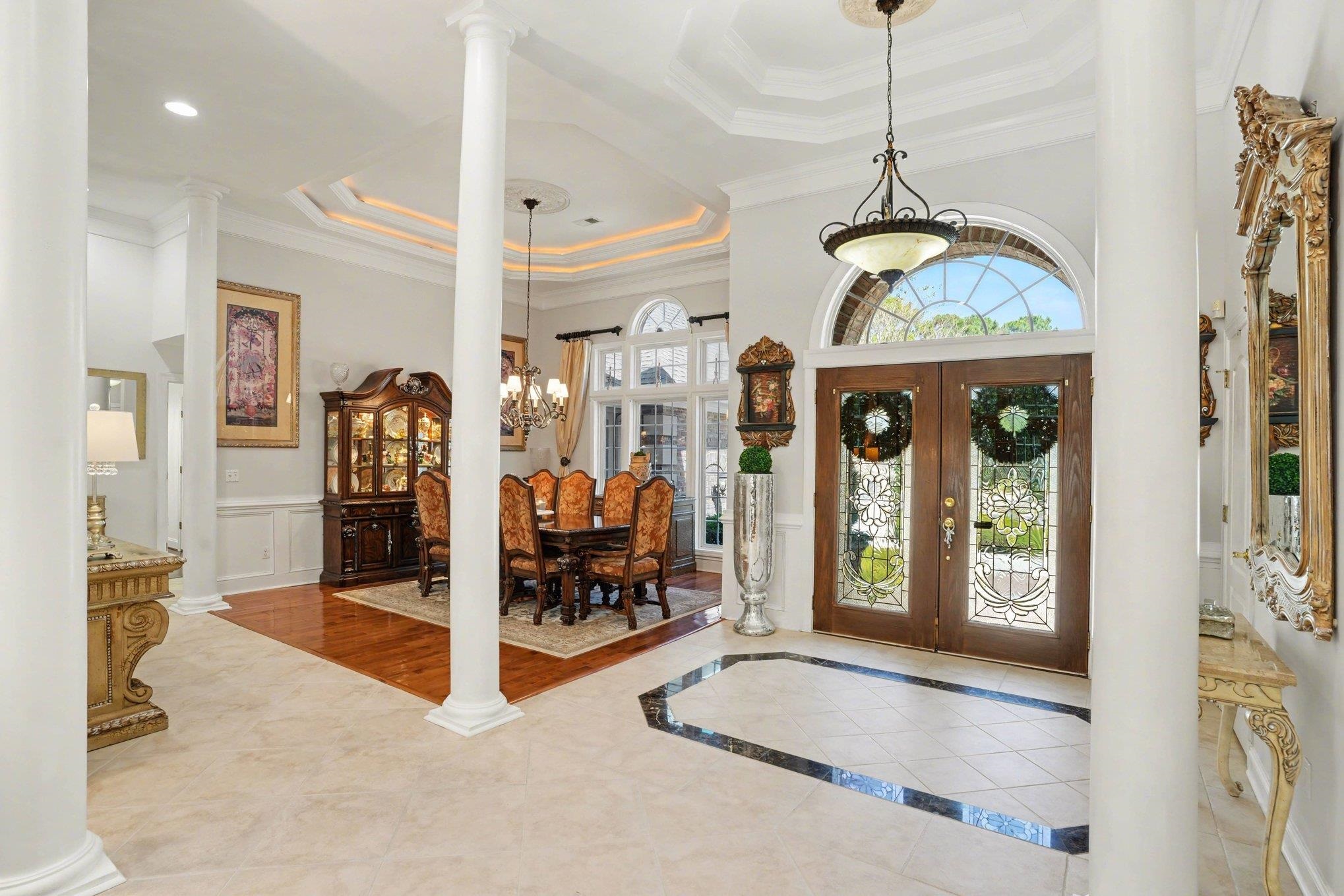 180 Highwood Circle