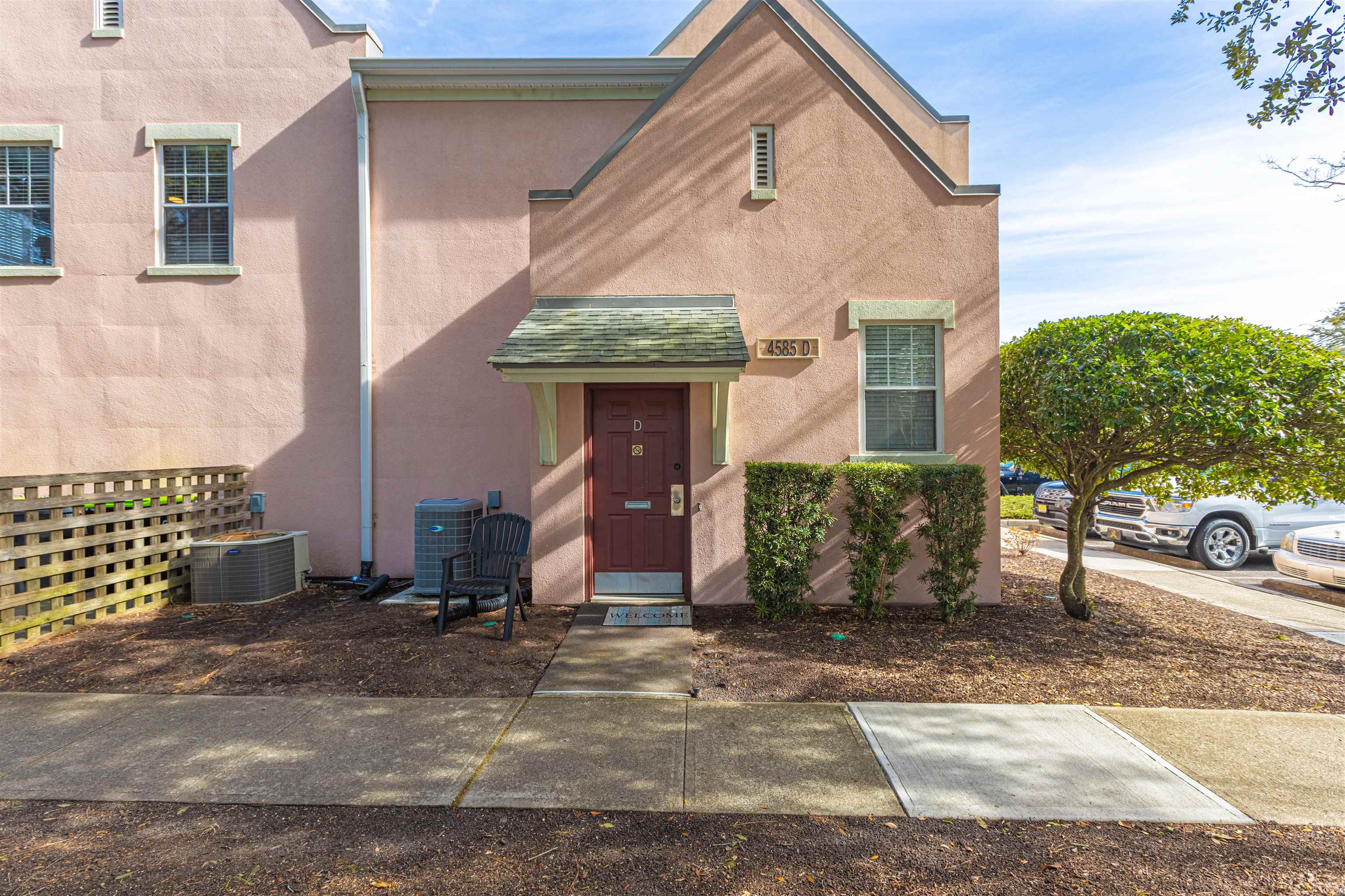 4585 Girvan Dr. D