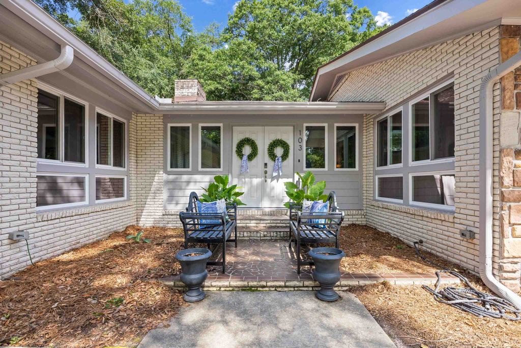 Photo of 103 Wofford Ln, Conway, SC 29526 (MLS # 2607225)