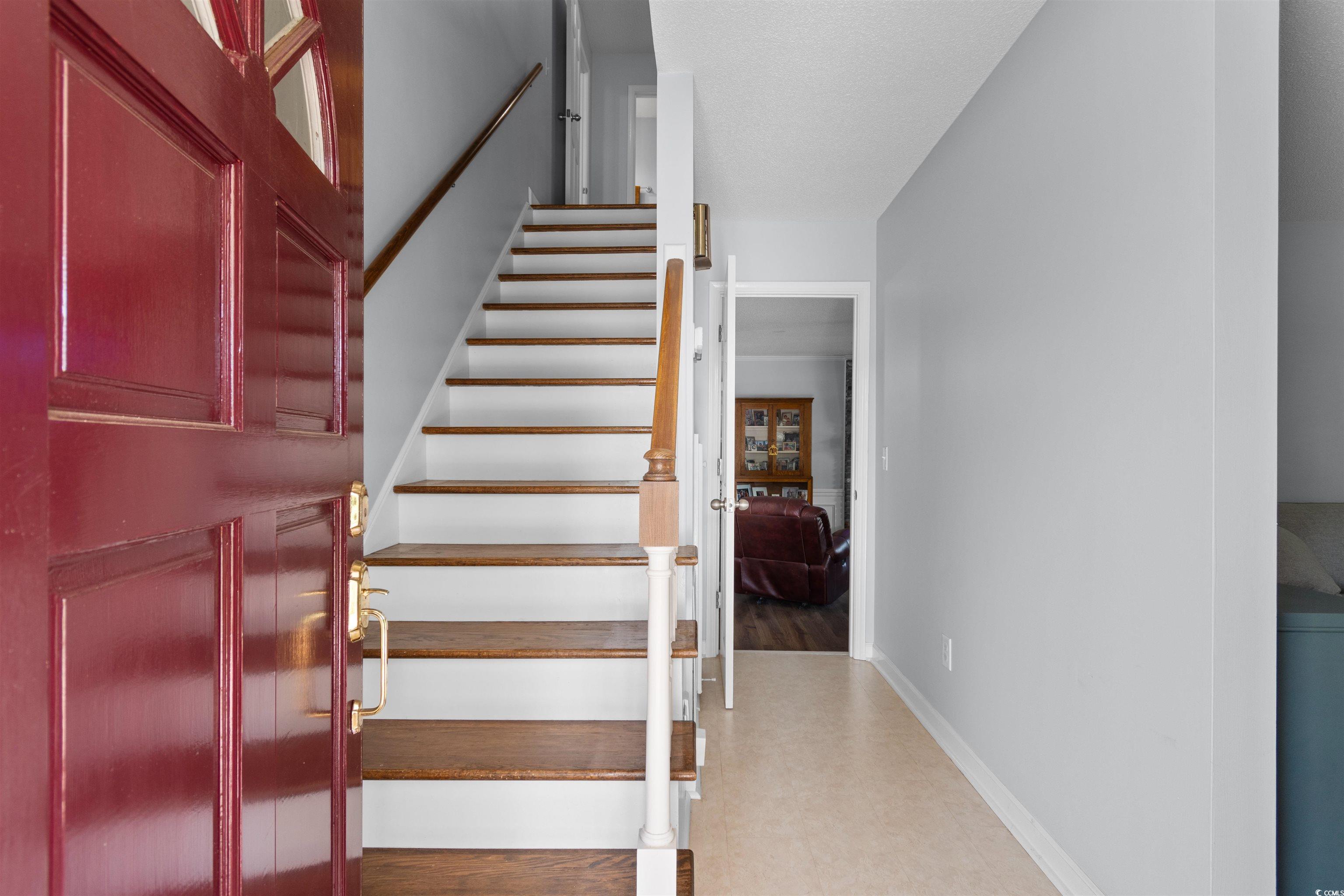 1926 Damon Dr