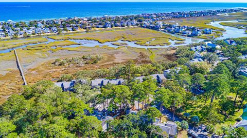 A home in Pawleys Island