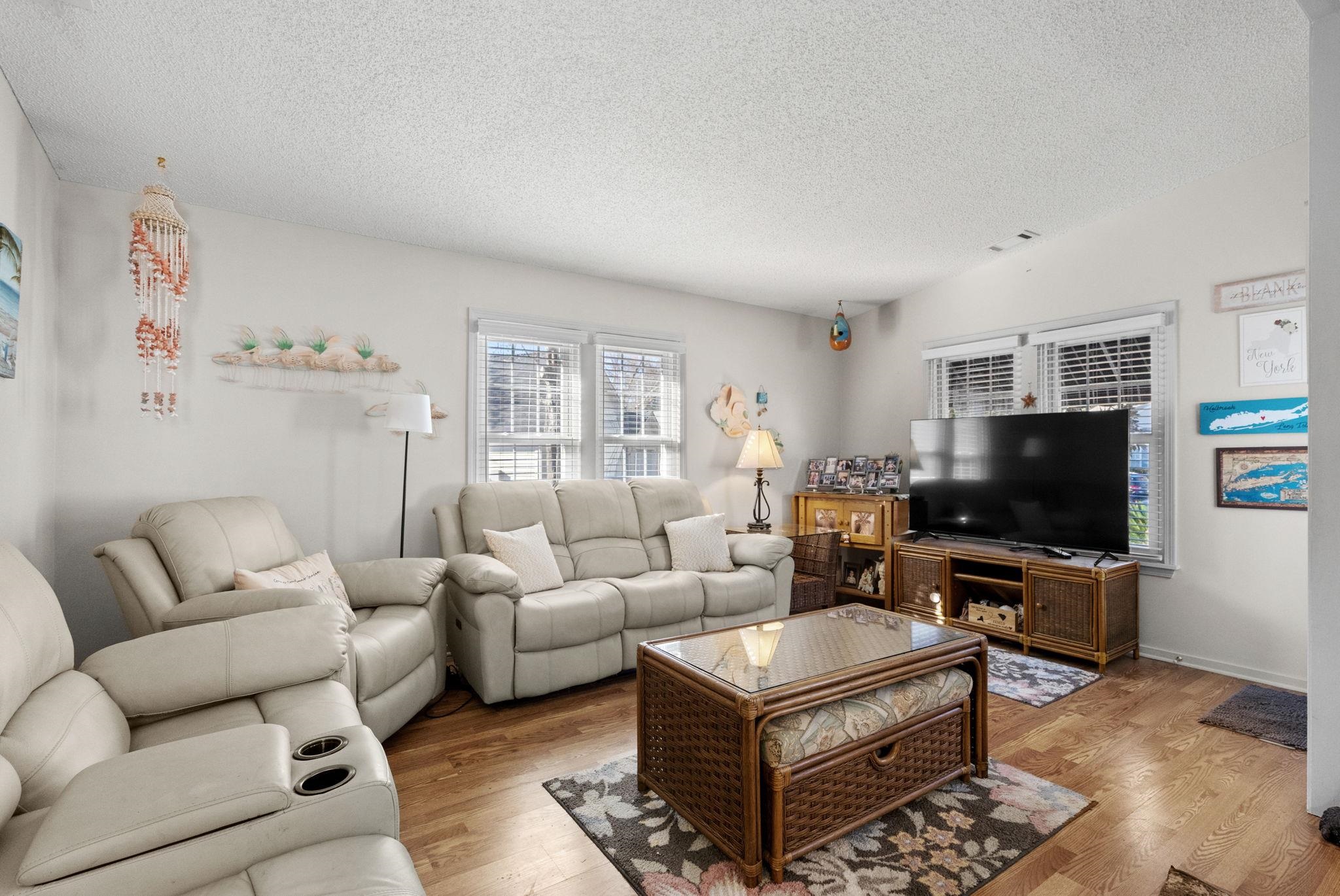 806 Marlin Ct.