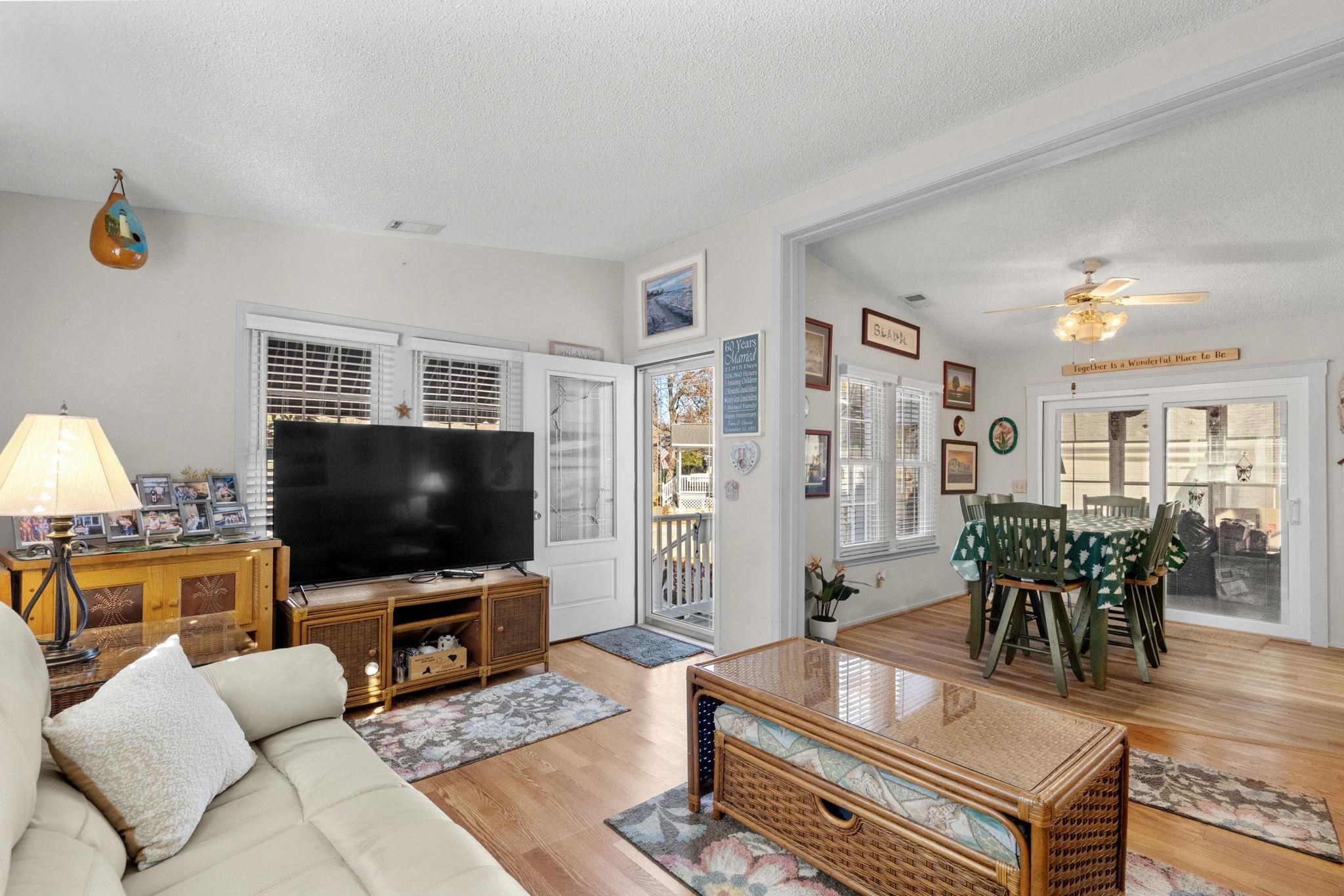 806 Marlin Ct.