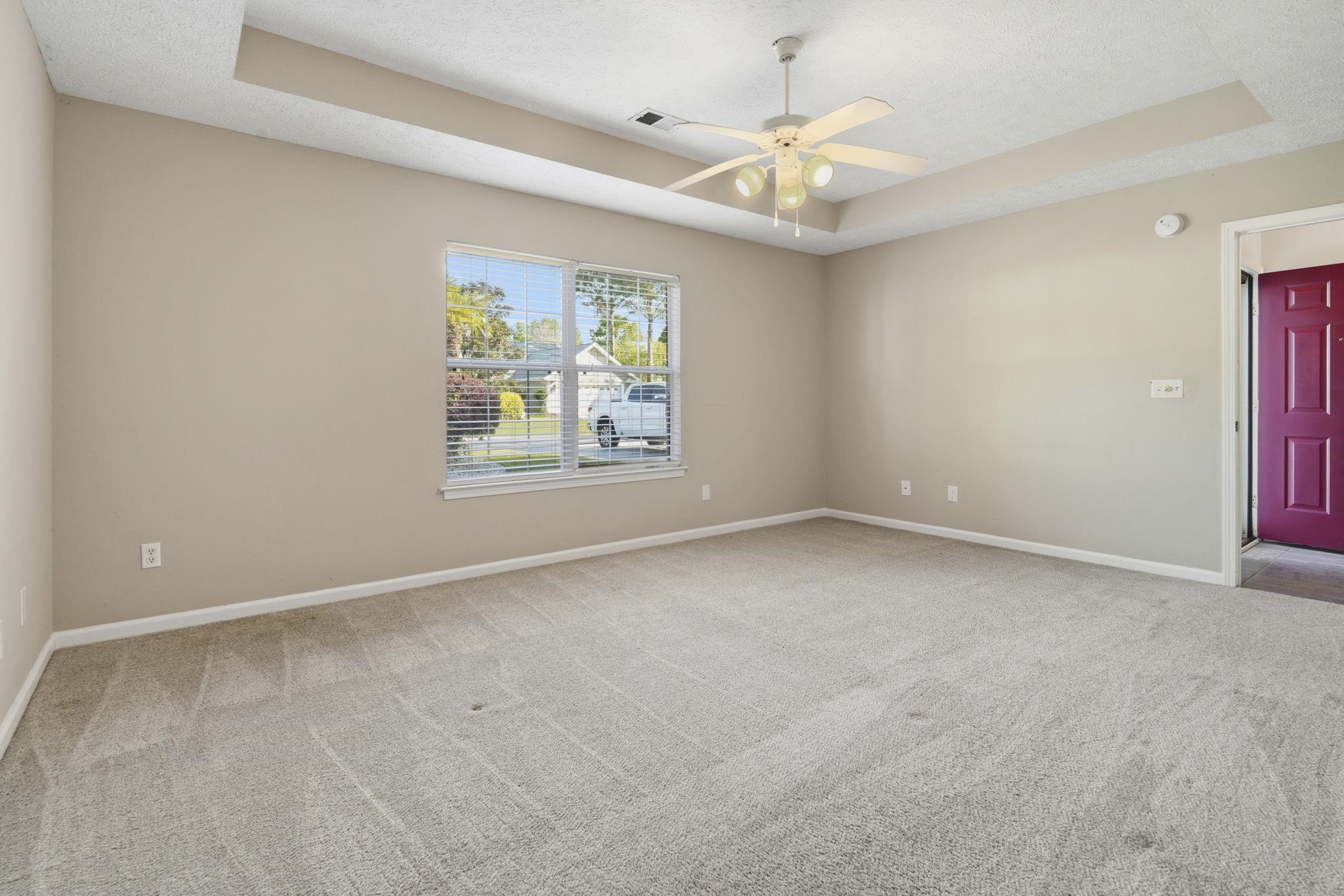 582 Bridgeport Dr.