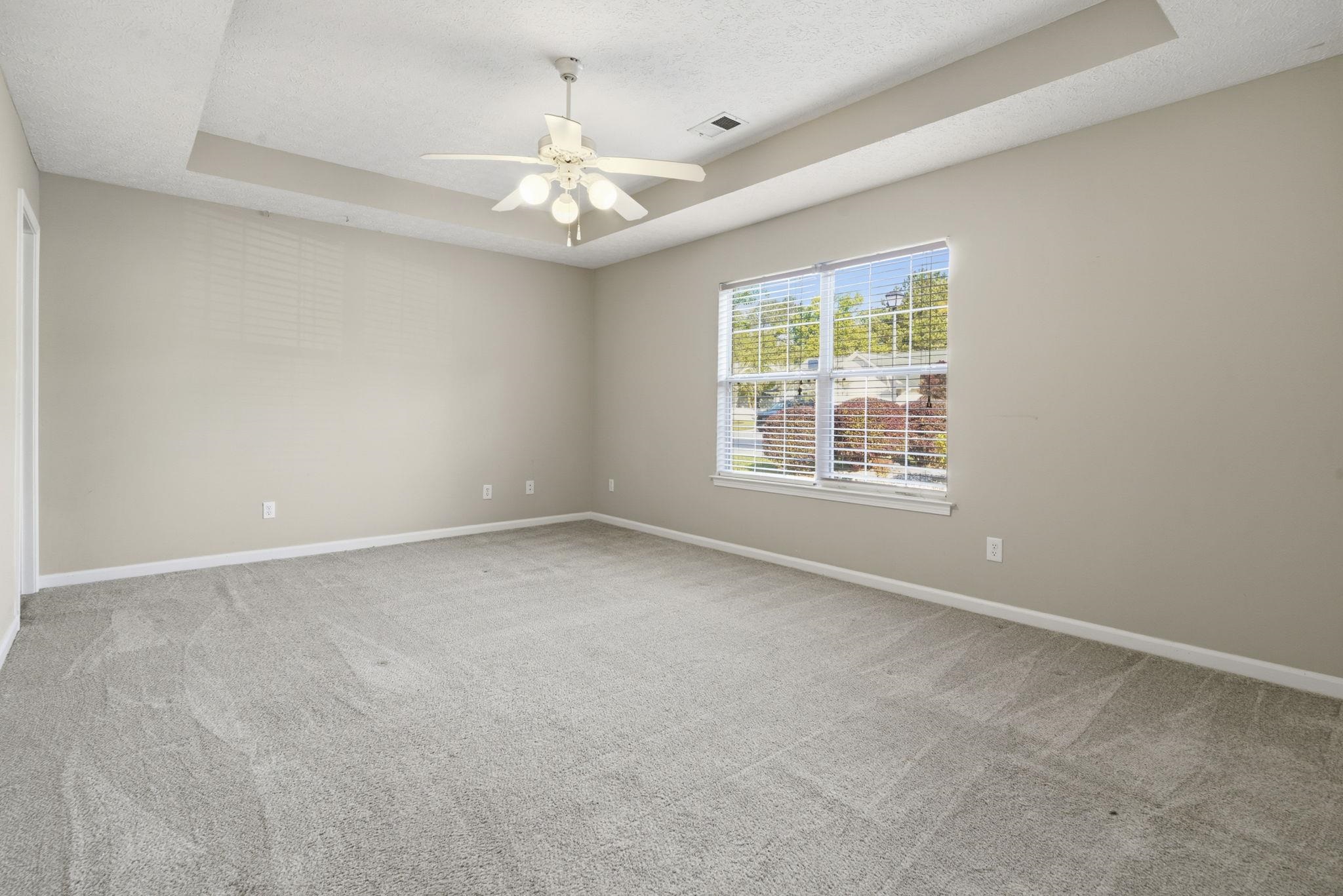 582 Bridgeport Dr.