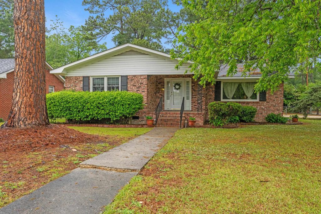 Photo of 107 E Melrose Ave, Mullins, SC 29574 (MLS # 2611556)