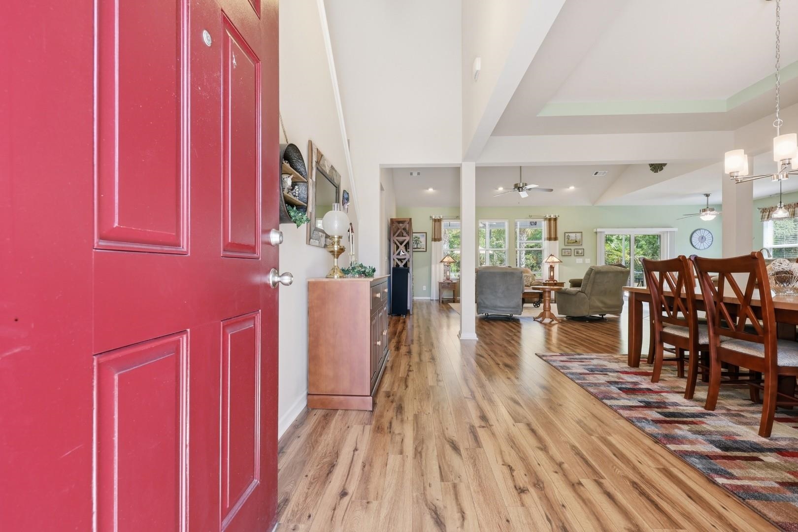 733 Lafayette Park Dr.