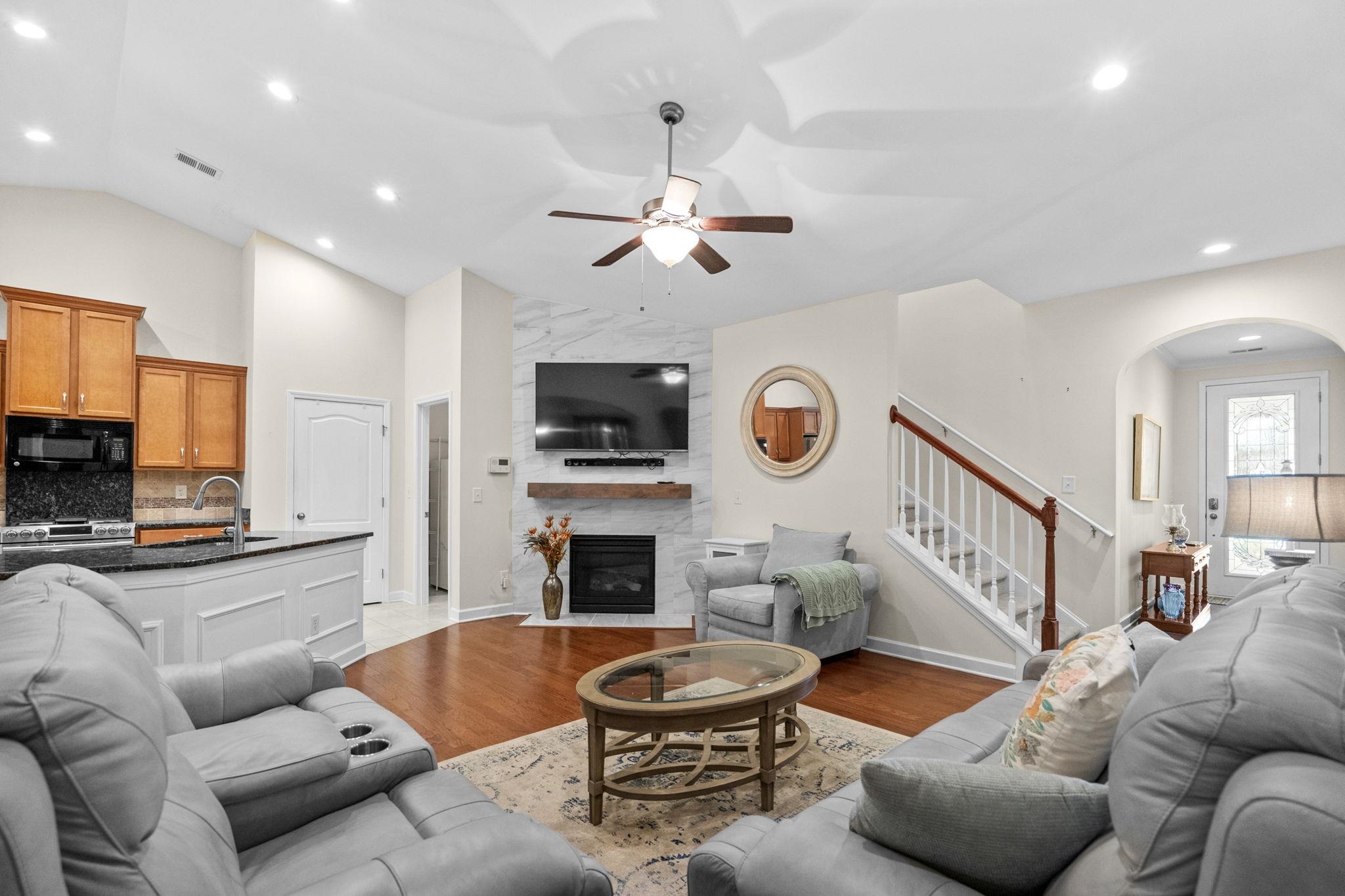 181 Ridge Point Dr.