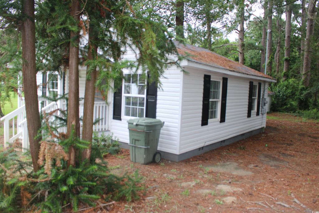 Photo of 406 Stewart St, Dillon, SC 29536 (MLS # 2519332)