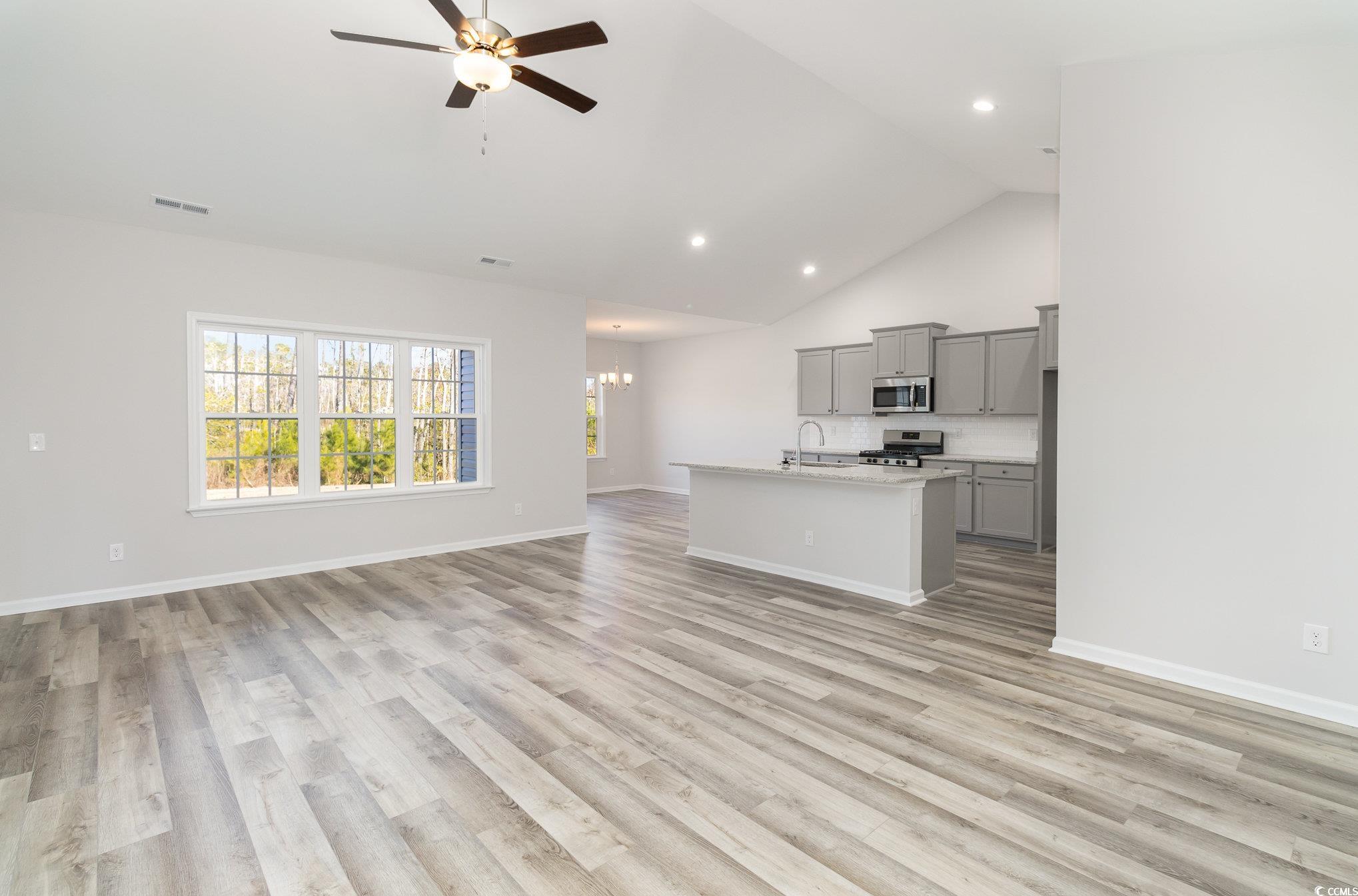 524 Woodside Dr.