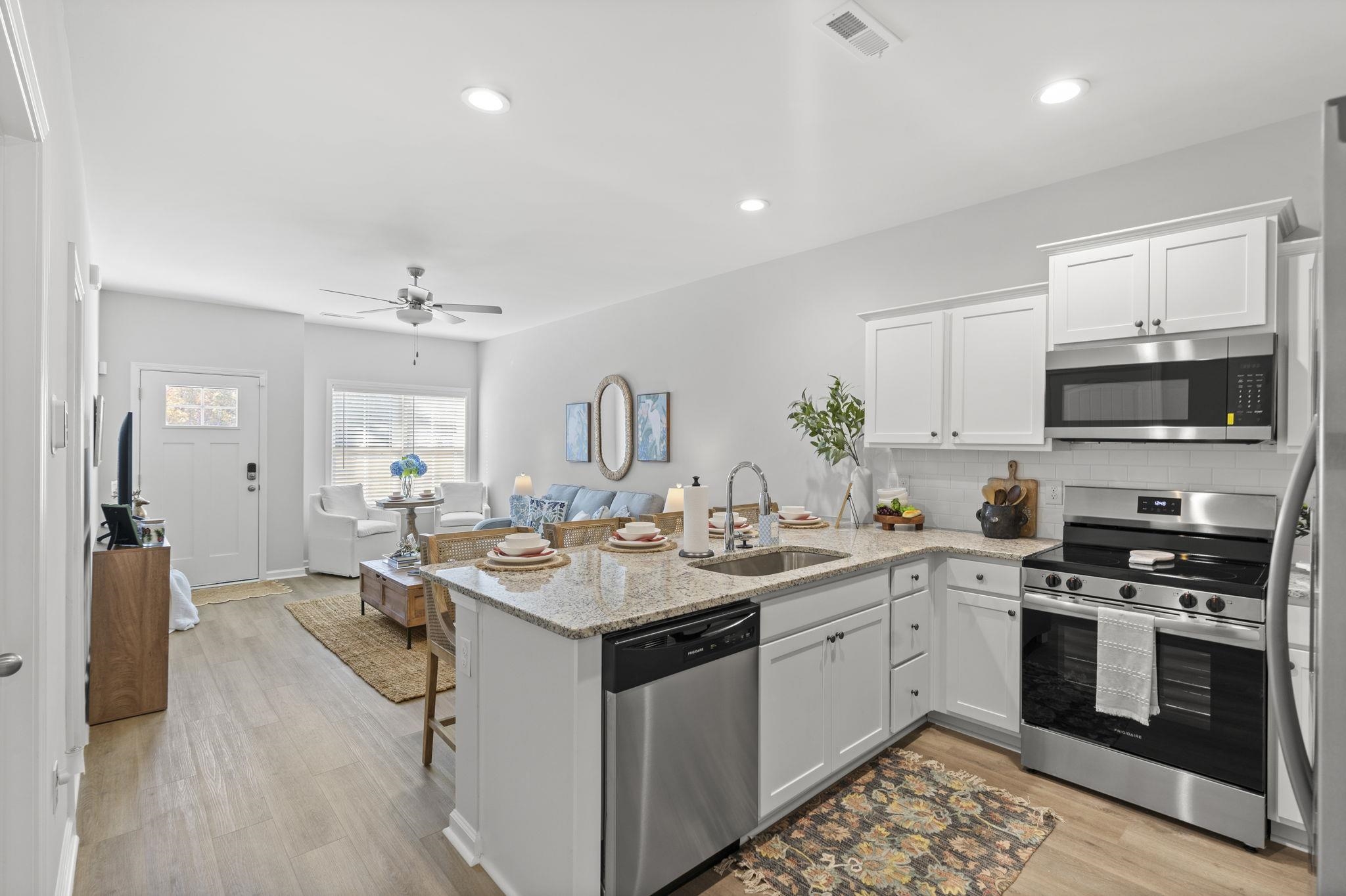 263 Buckwood Dr 30 INT