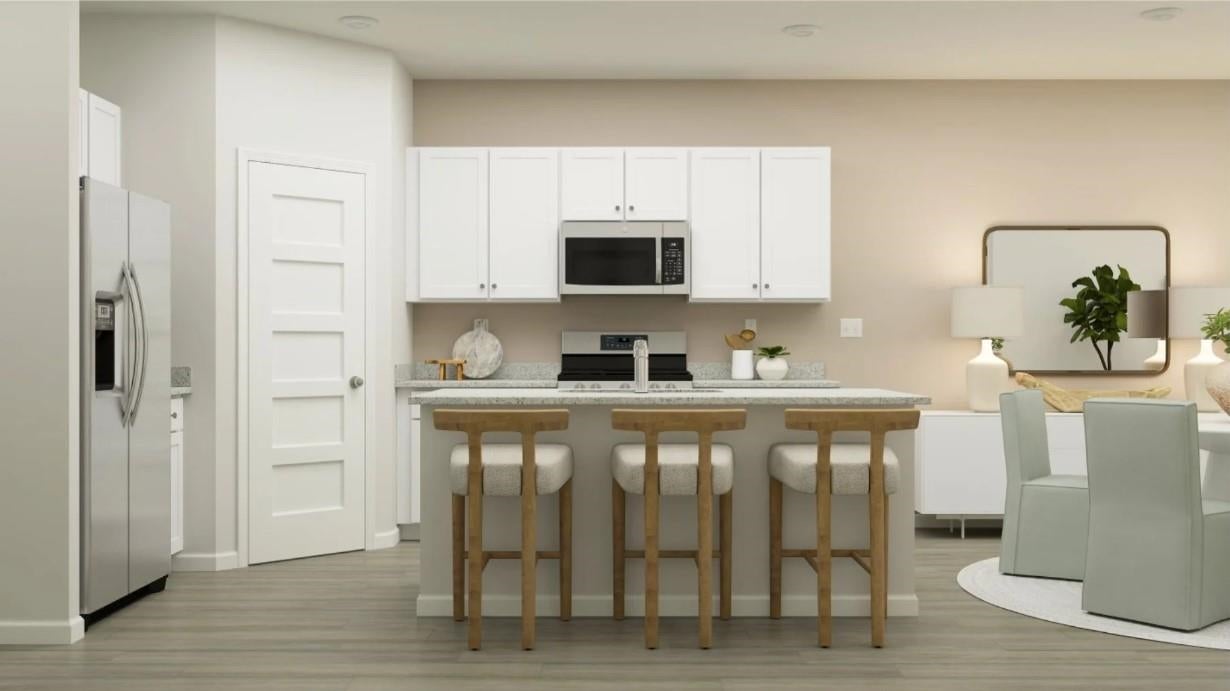 916 Golden Rule Ct 11E