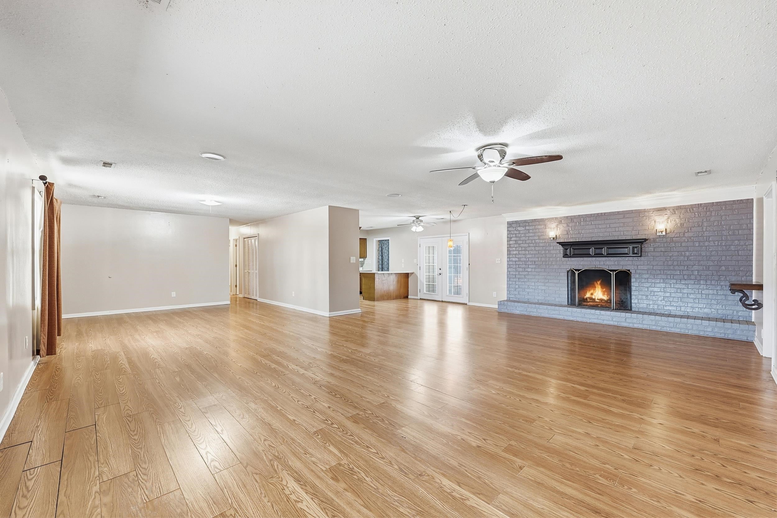3060 Forestbrook Rd.