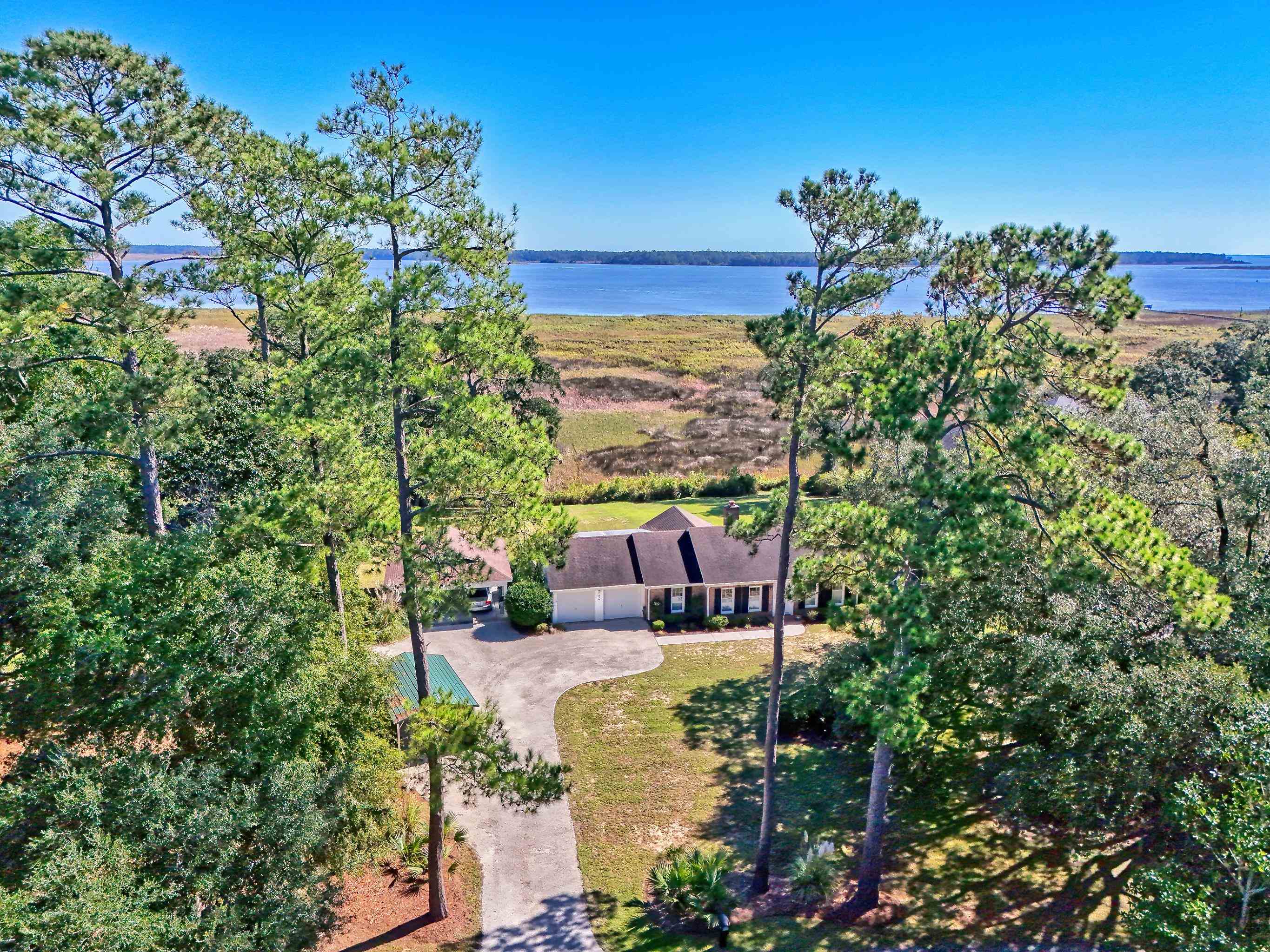 436 Golf Dr.