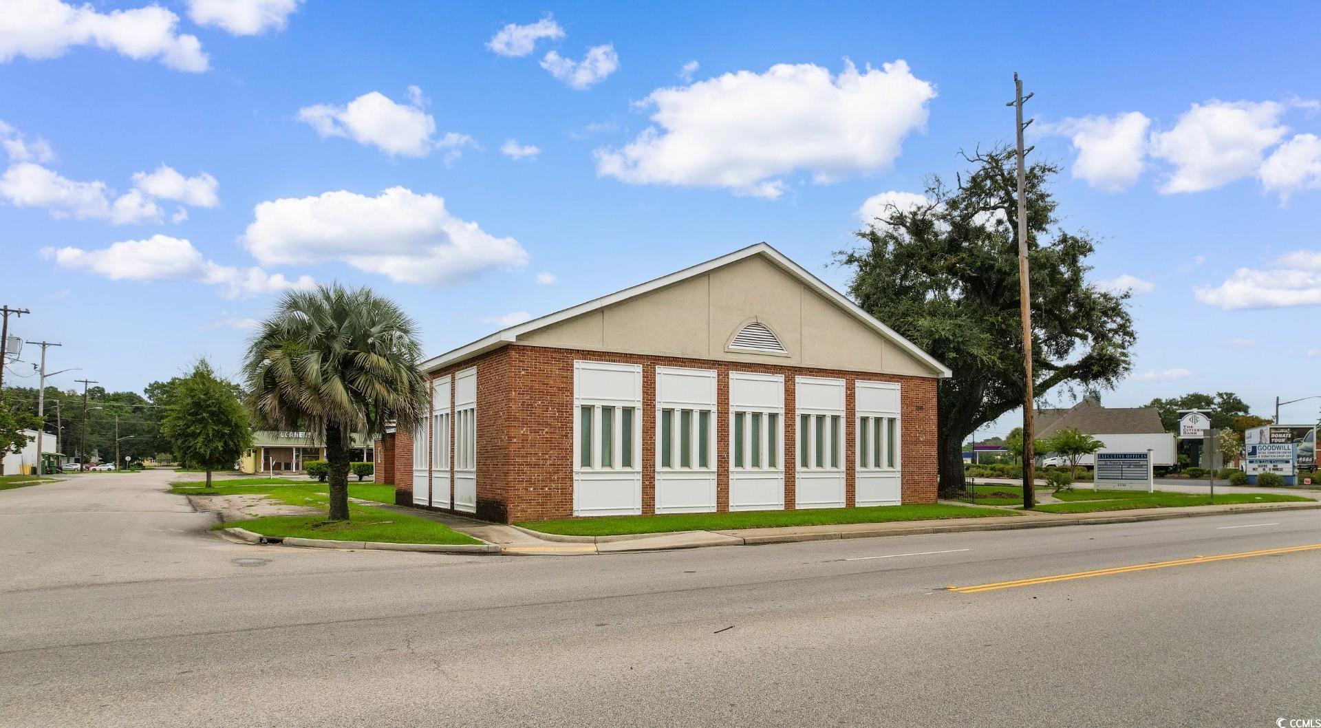 1530 Highmarket St.