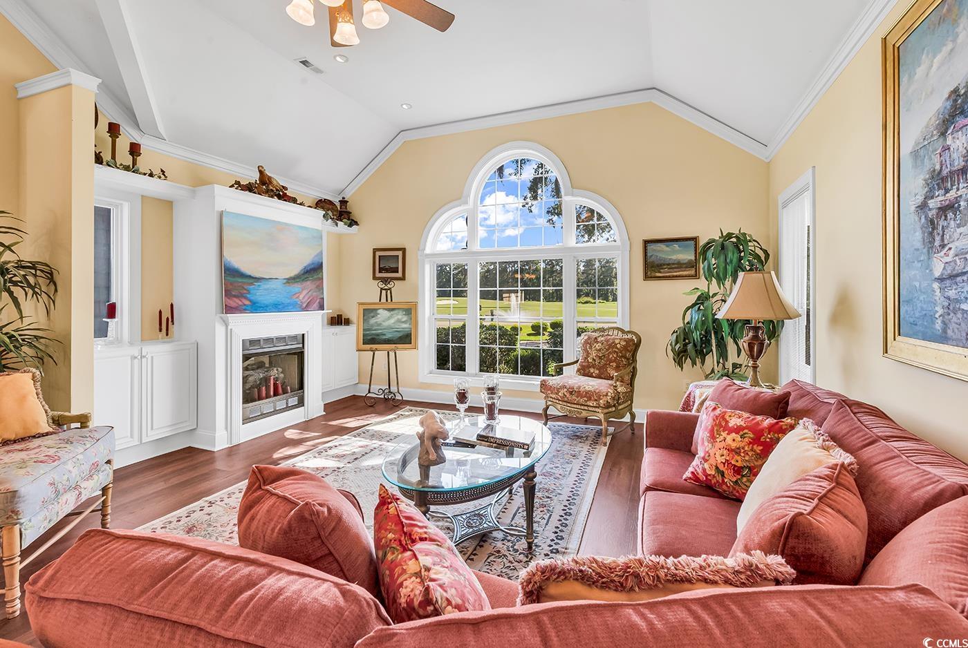 765 Shaftesbury Ln.