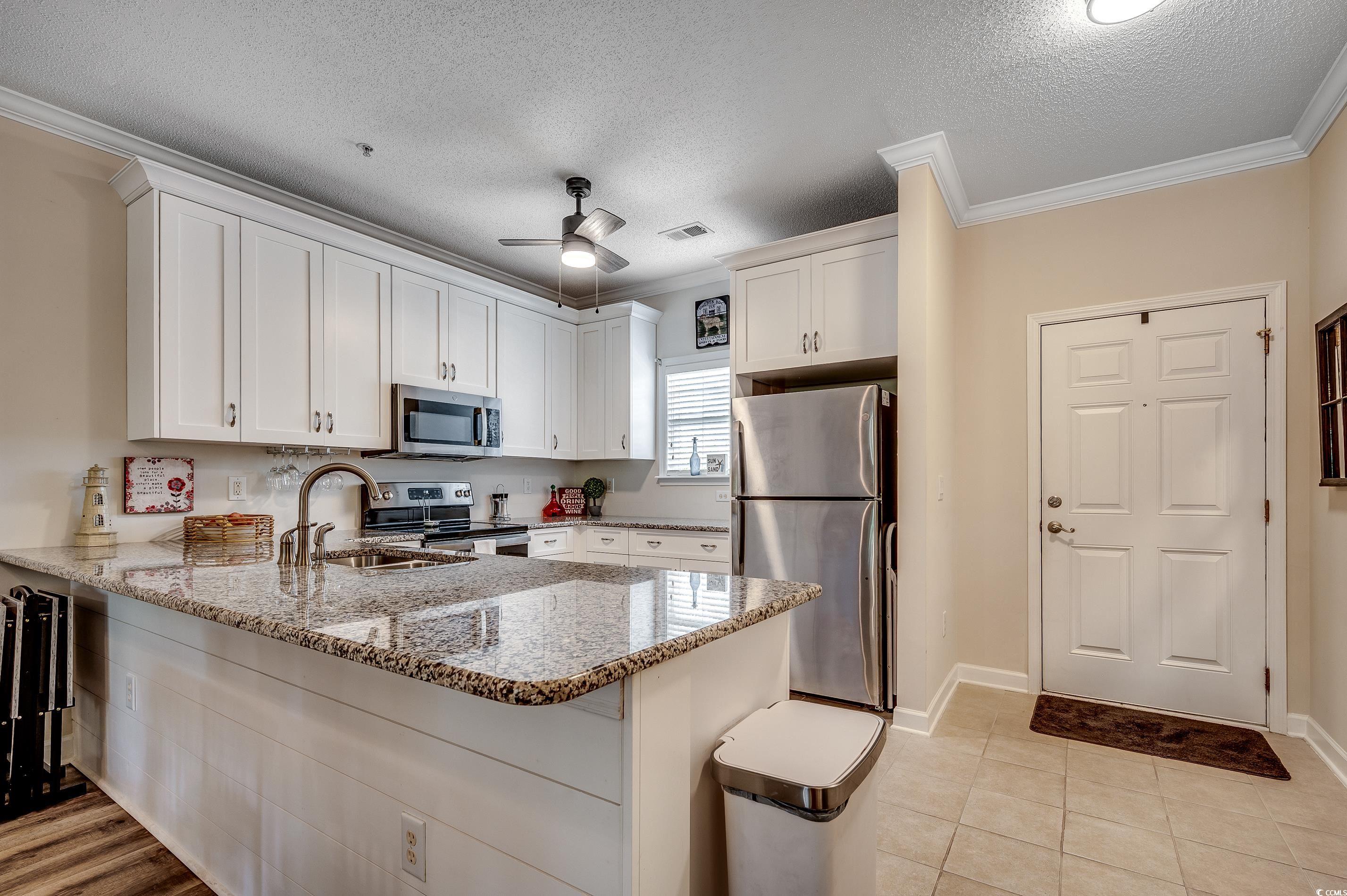 6253 Catalina Dr. 422