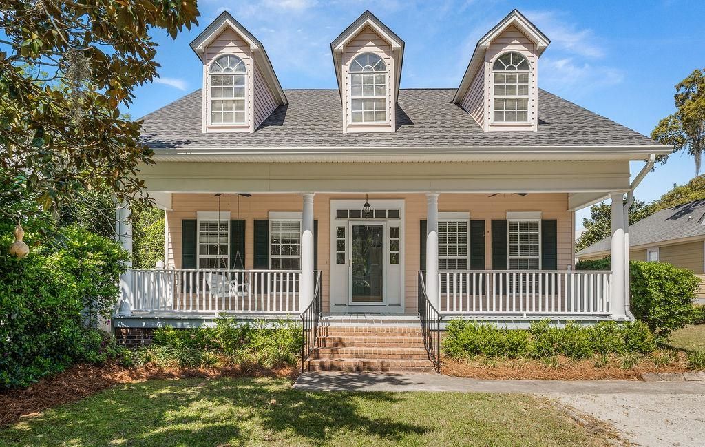 Photo of 119 Berry Tree Dr, Pawleys Island, SC 29585 (MLS # 2602786)