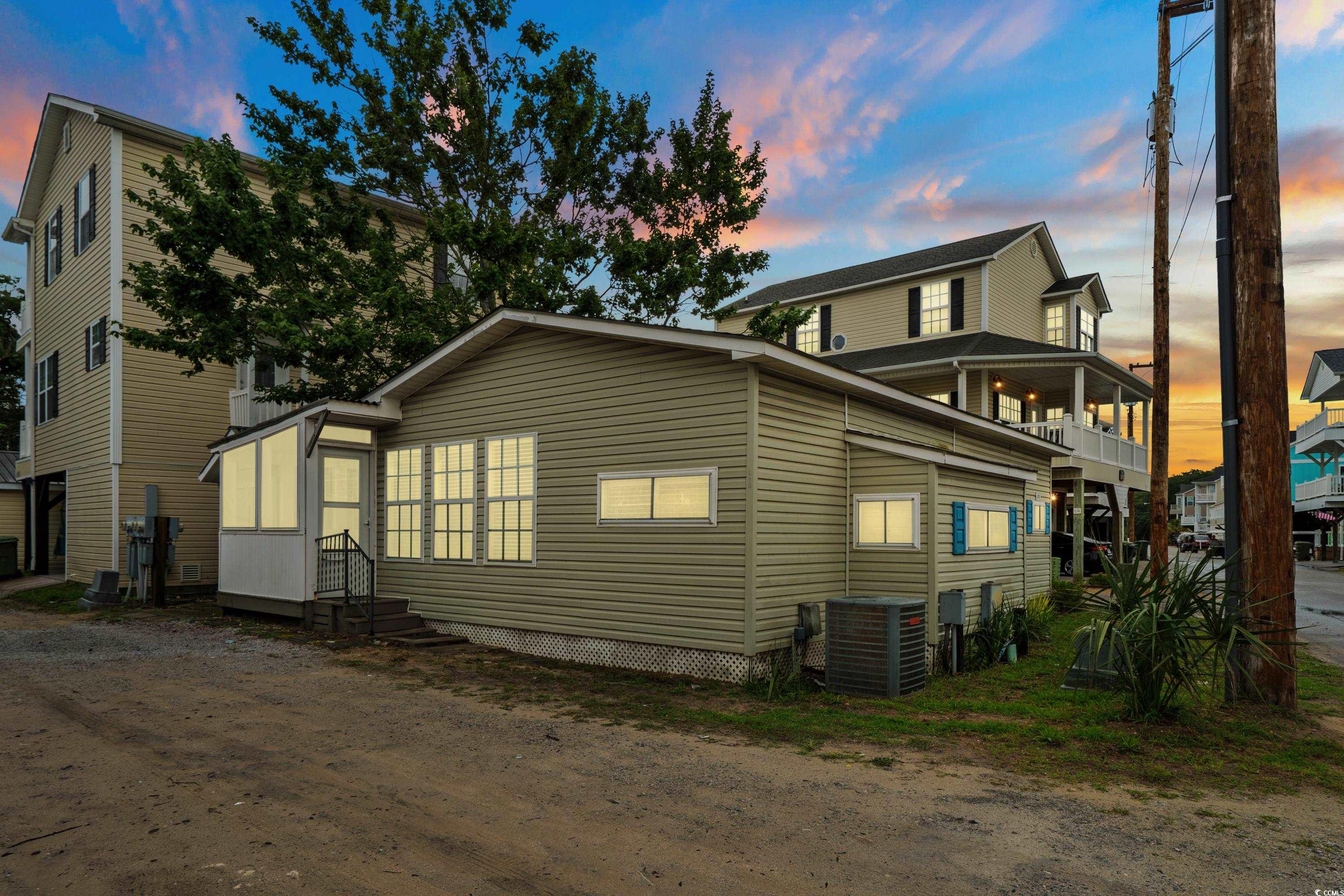 6001-L10 S Kings Hwy.