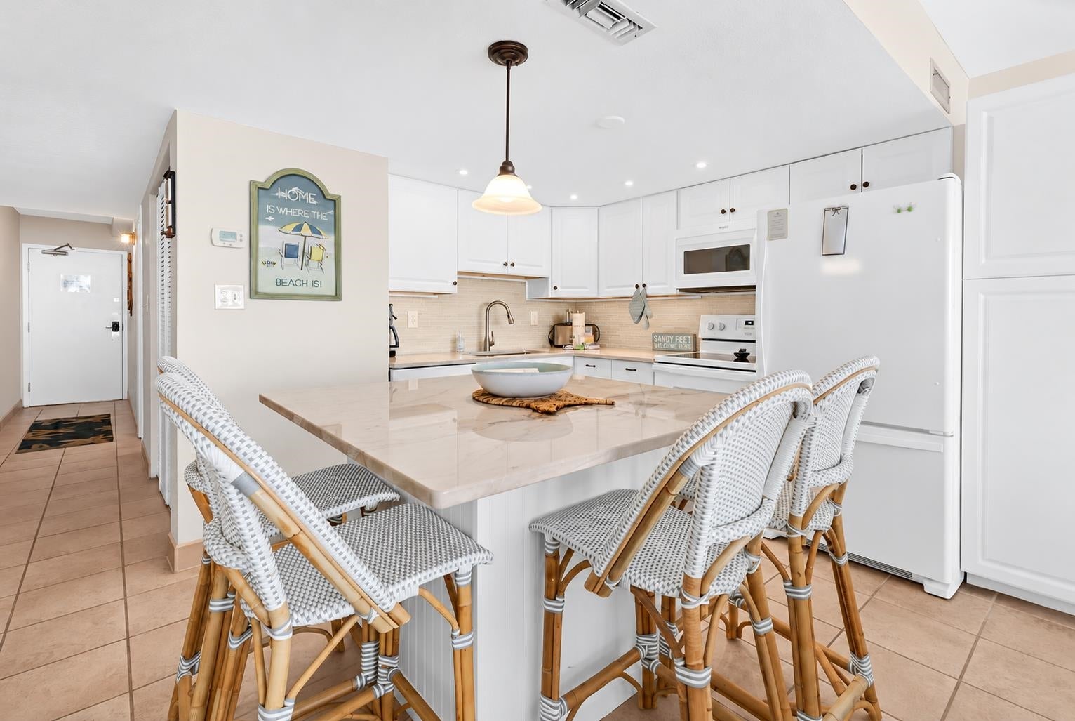 1012 North Waccamaw Dr. 812