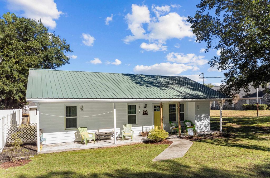 Photo of 1020 Hunter Ave, North Myrtle Beach, SC 29582 (MLS # 2606093)