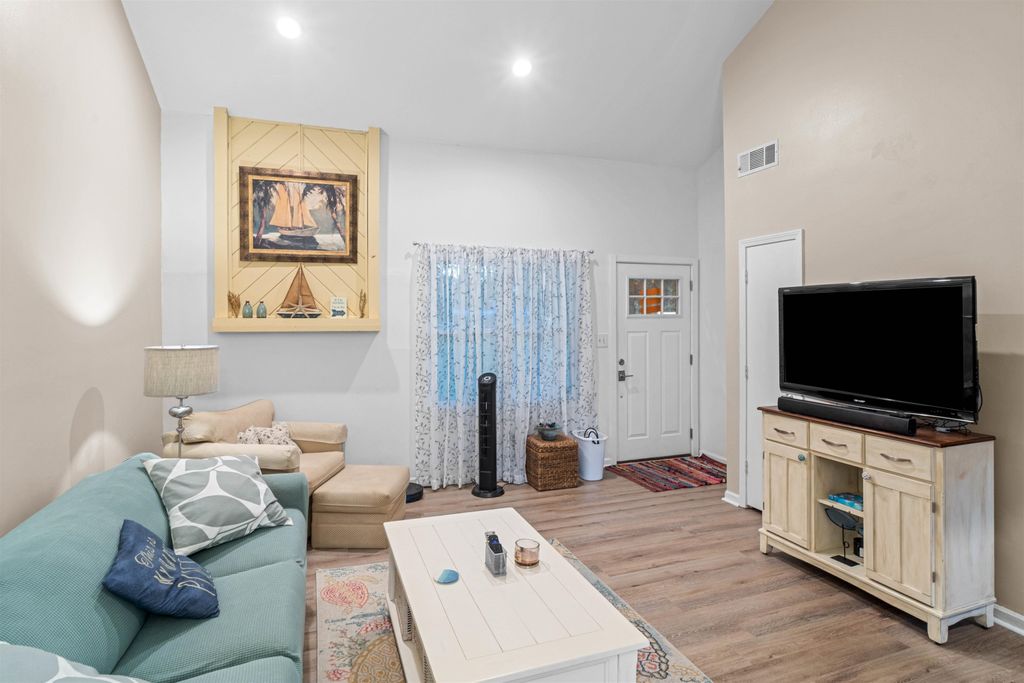 Photo of 1020 Hunter Ave, North Myrtle Beach, SC 29582 (MLS # 2606093)