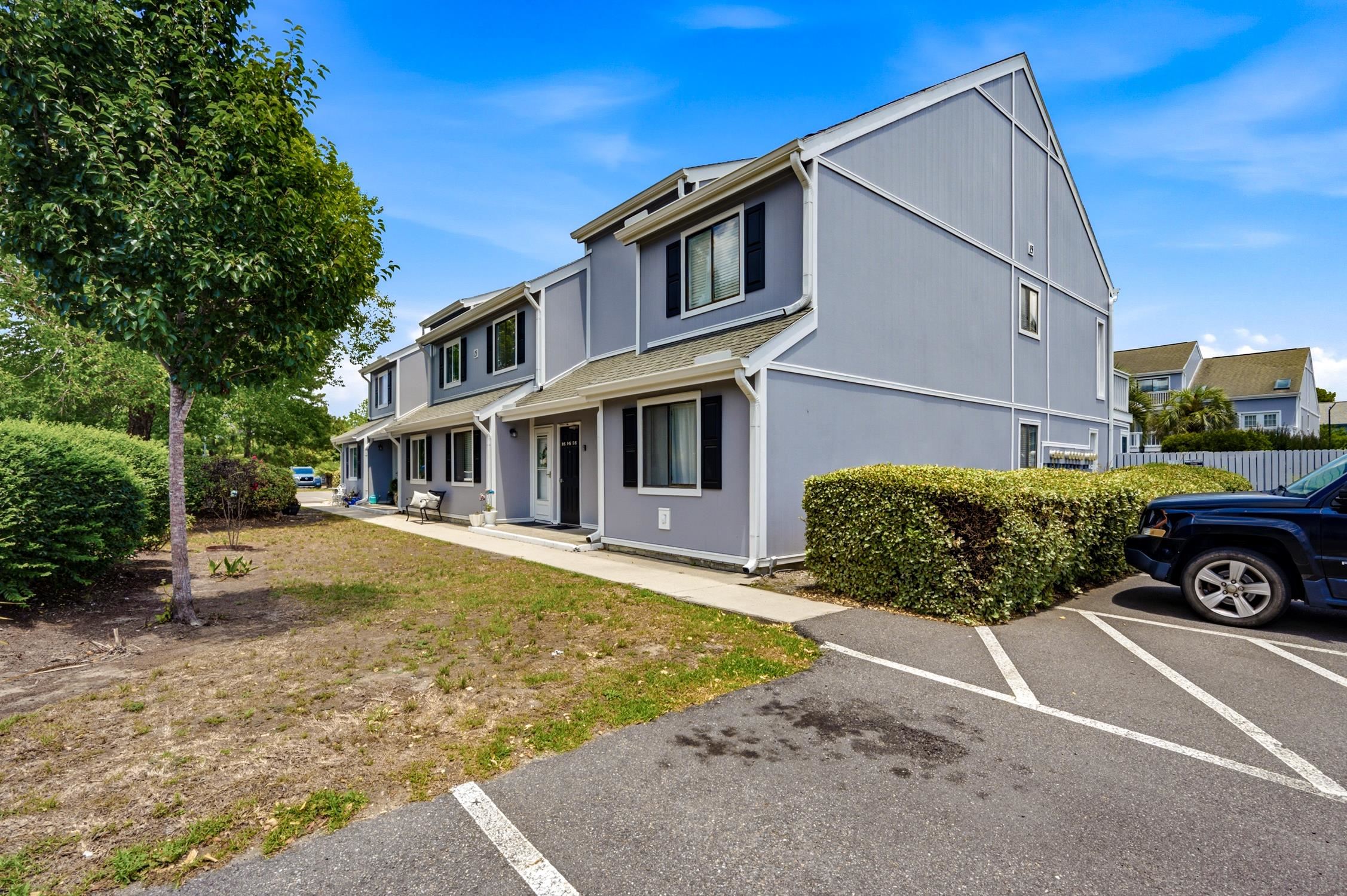 3700 Golf Colony Lane 15-D