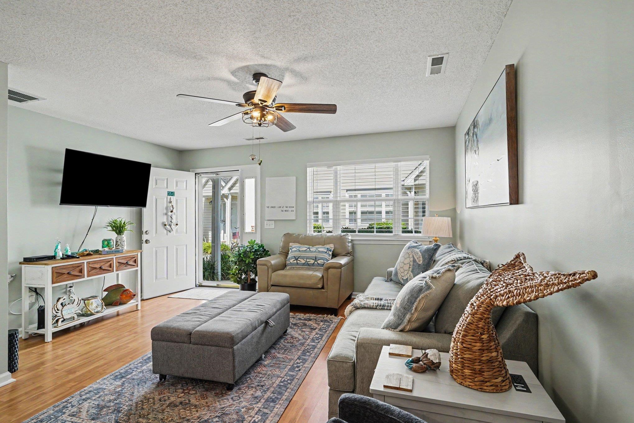 703 1st Ave. S 33-C