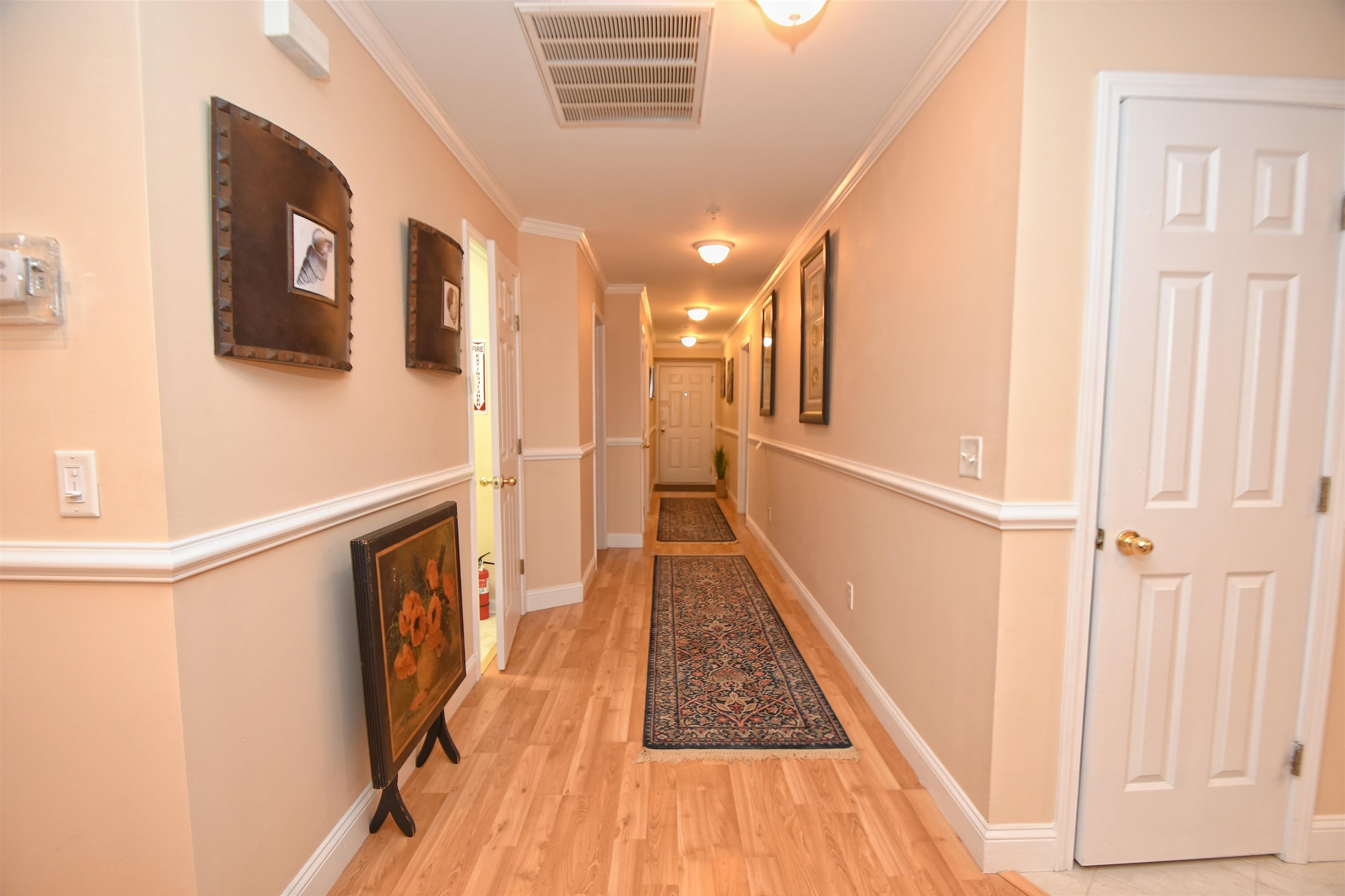 4366 Rivergate Ln. 404