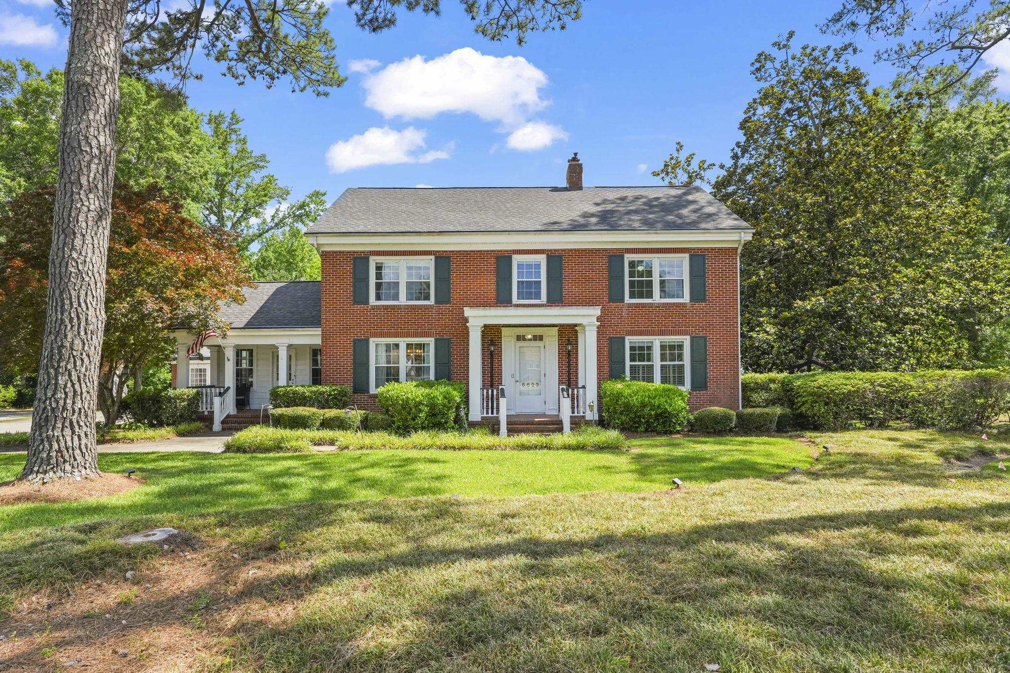 5622 Main St.