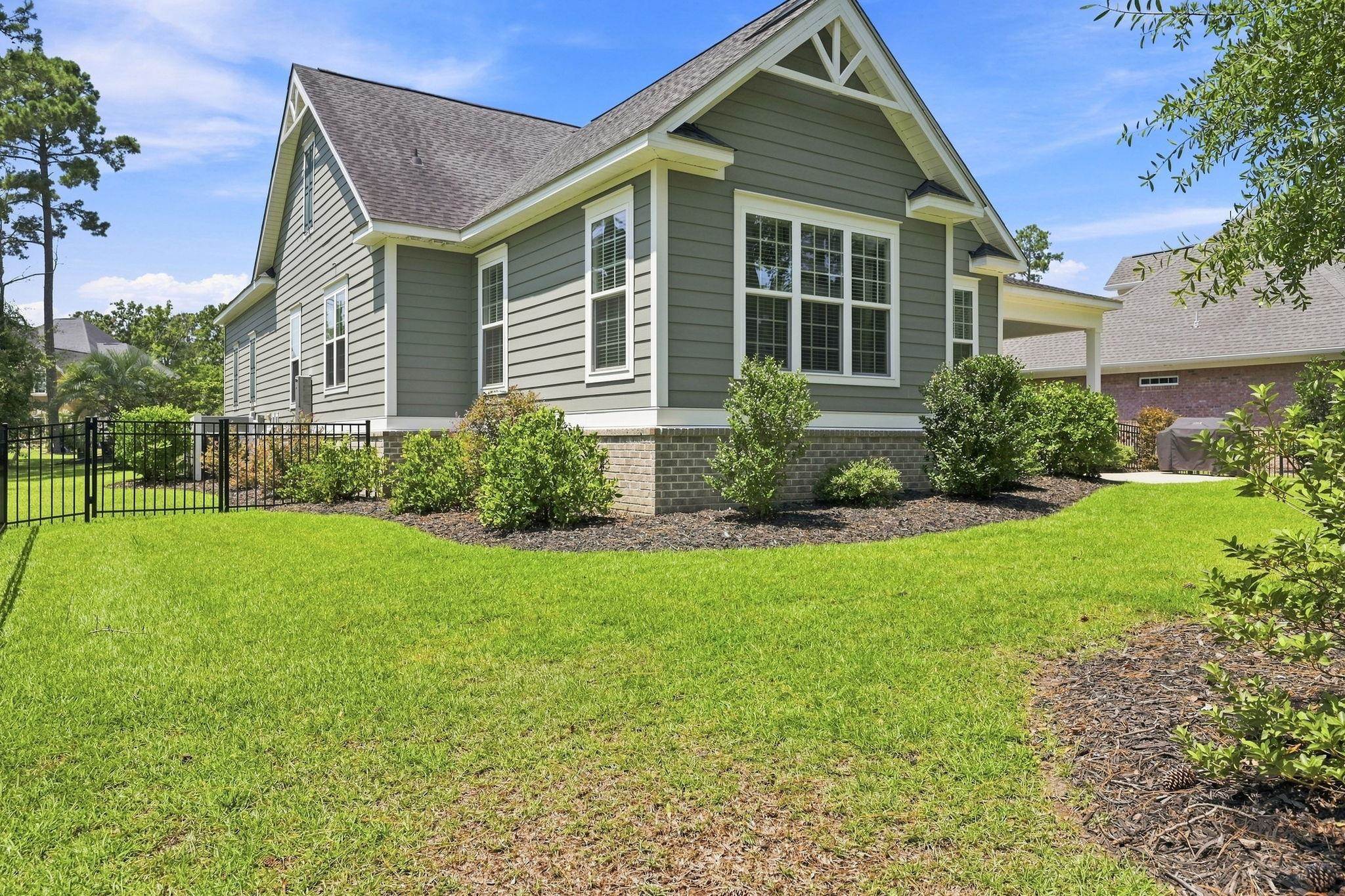 724 McDuffie Dr.