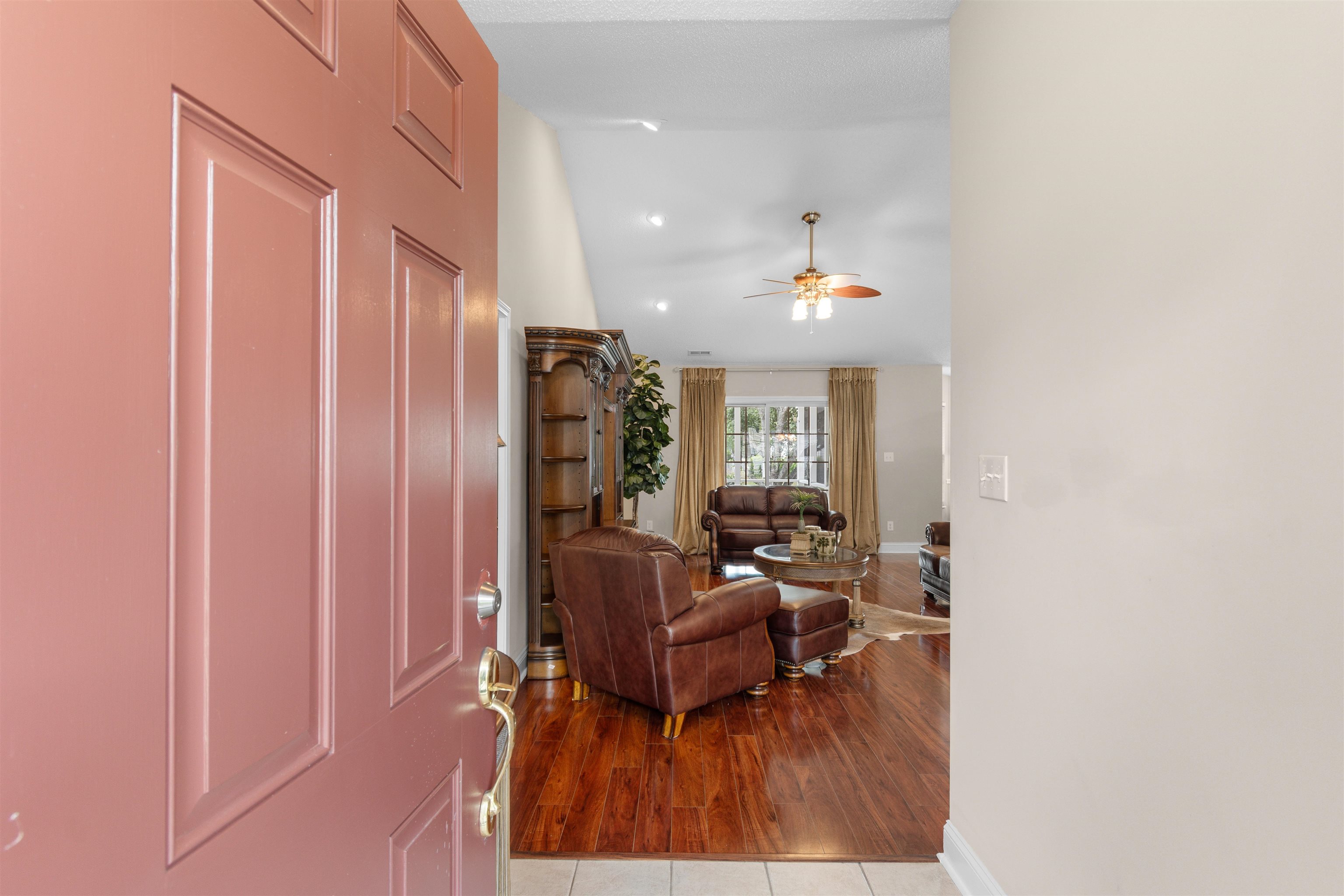 220 Candlewood Dr.