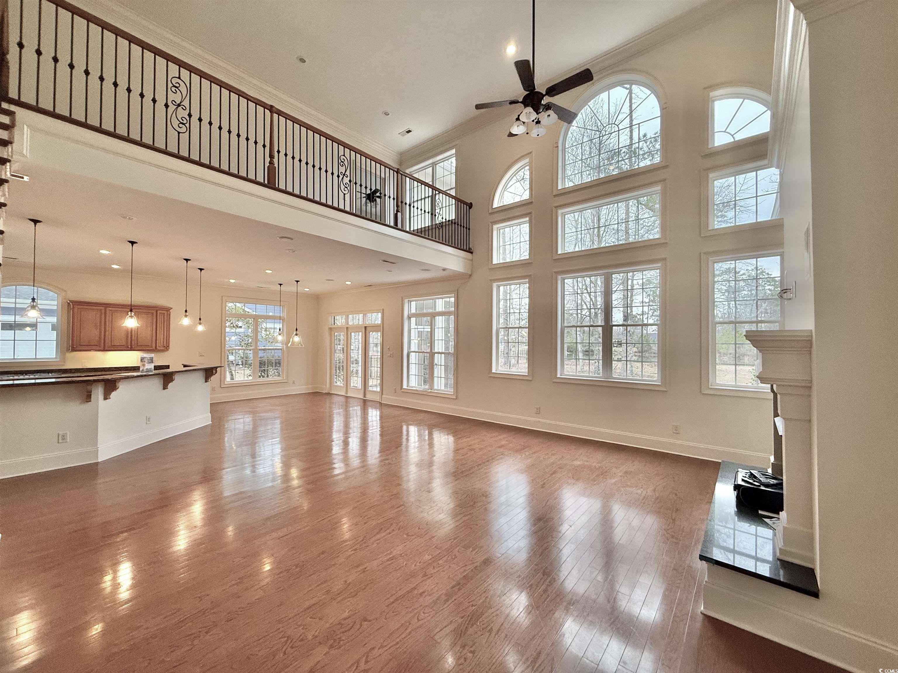 1038 Johnston Dr.