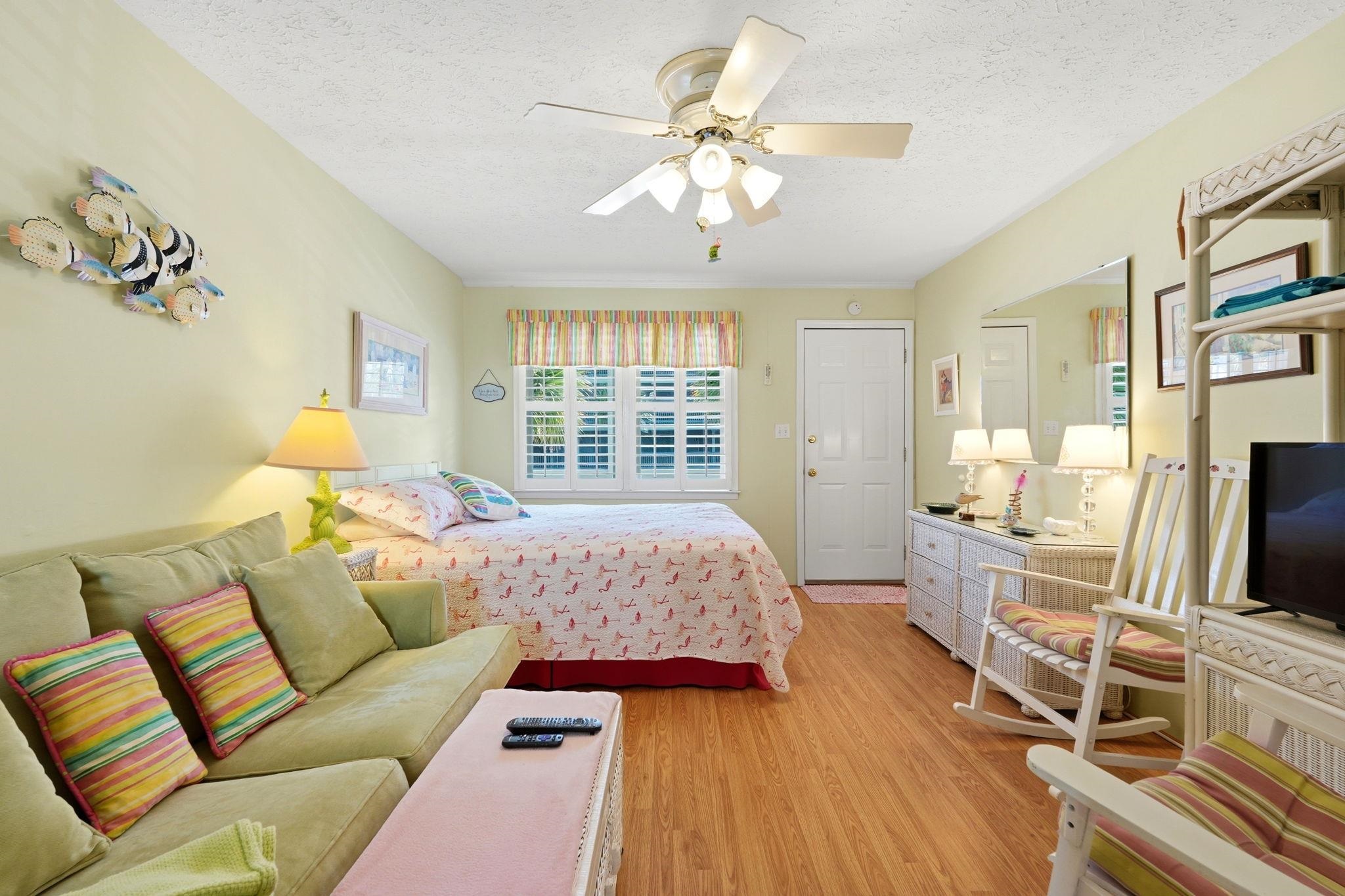 5909 N Ocean Blvd. 17