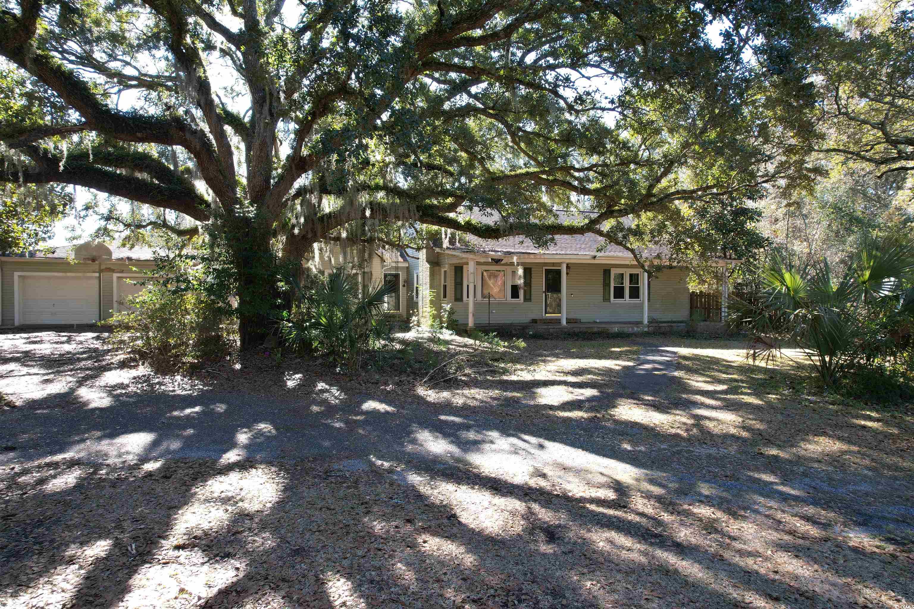 402 Wilkinson St.