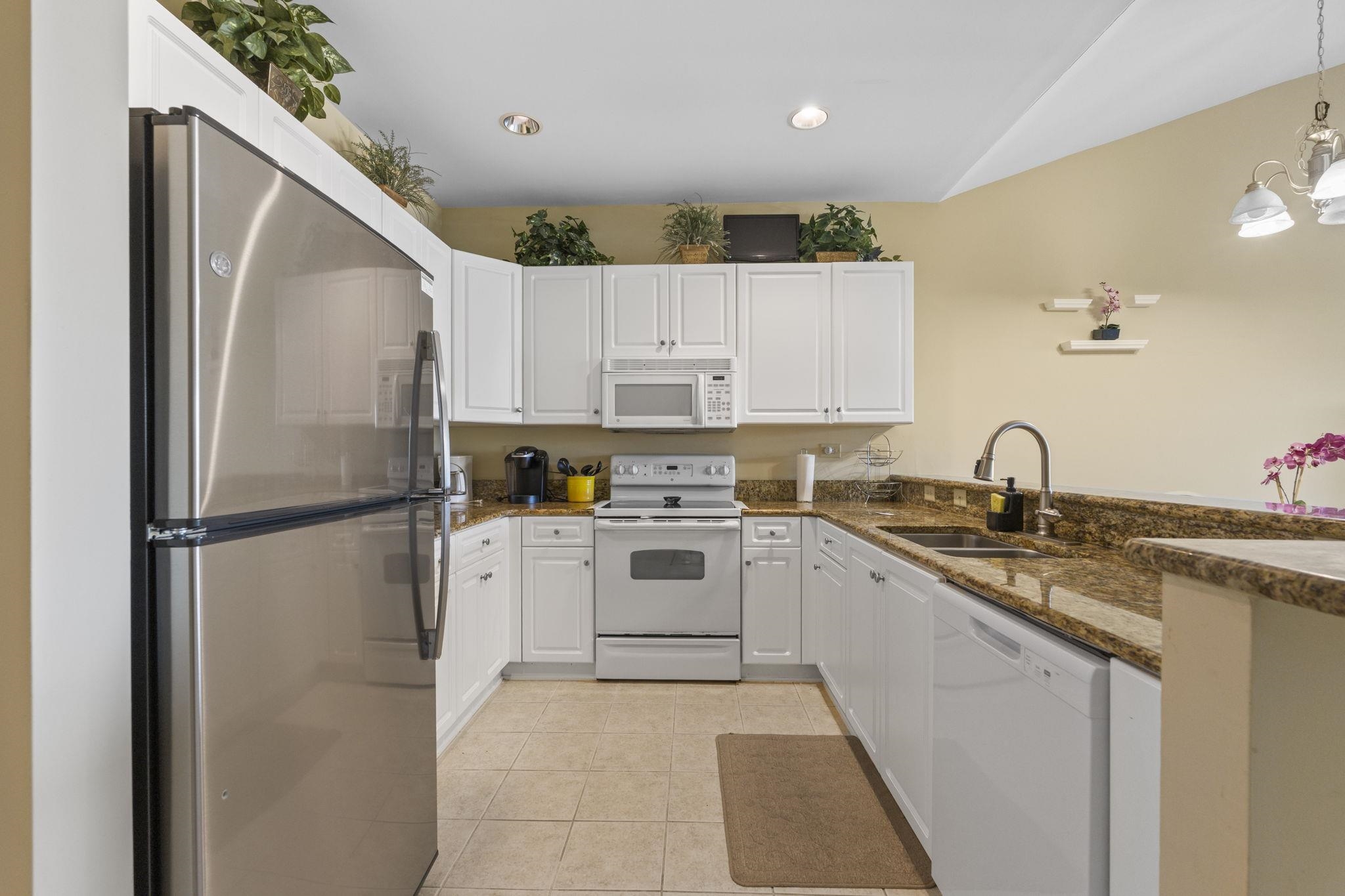 1033 World Tour Blvd. 304