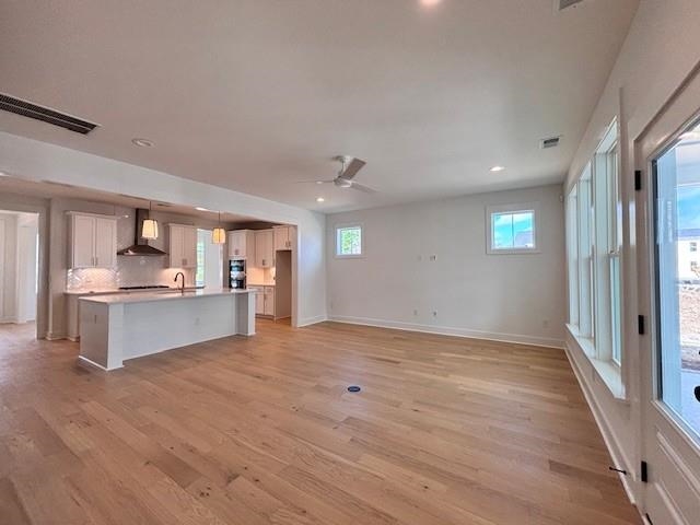 1281 Newell Dr