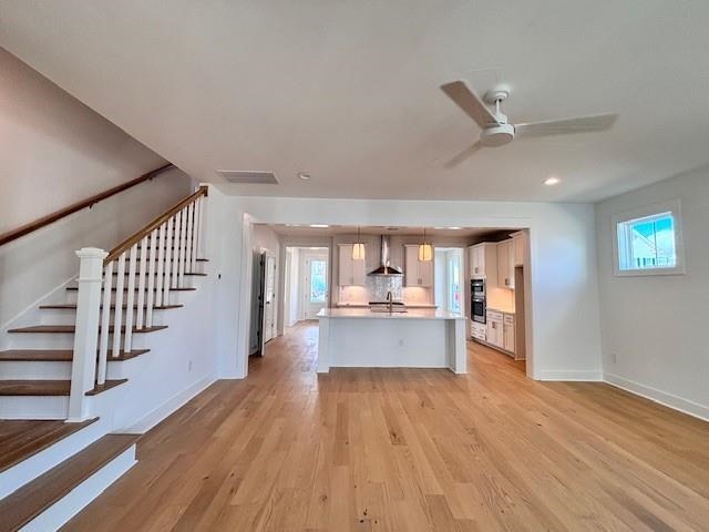 1281 Newell Dr
