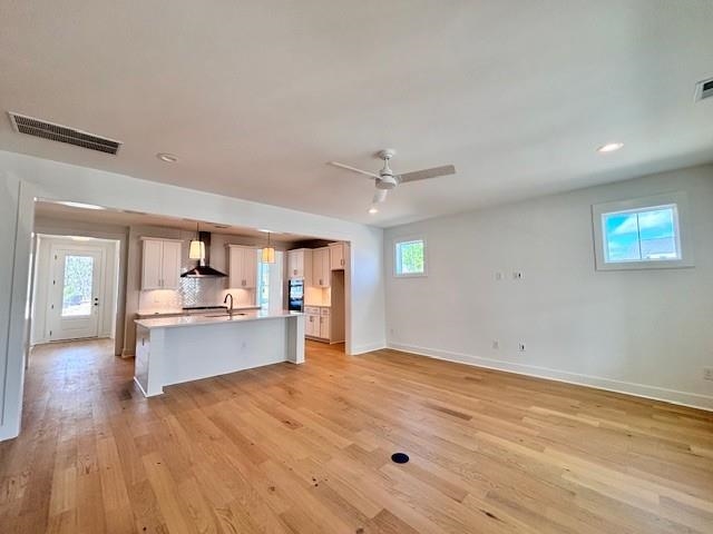 1281 Newell Dr