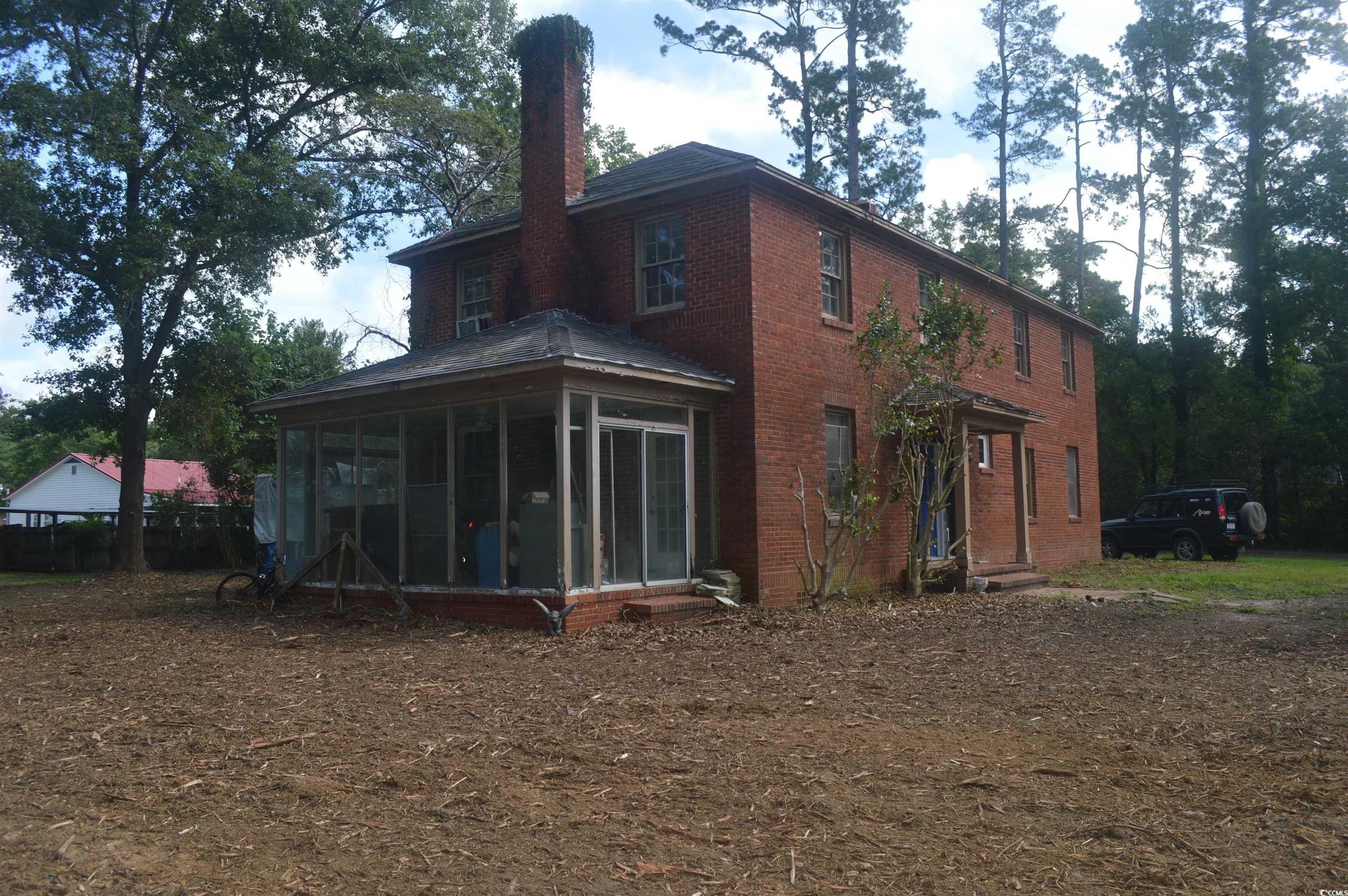 Photo 13 of 15 of 2110 4th Ave. house