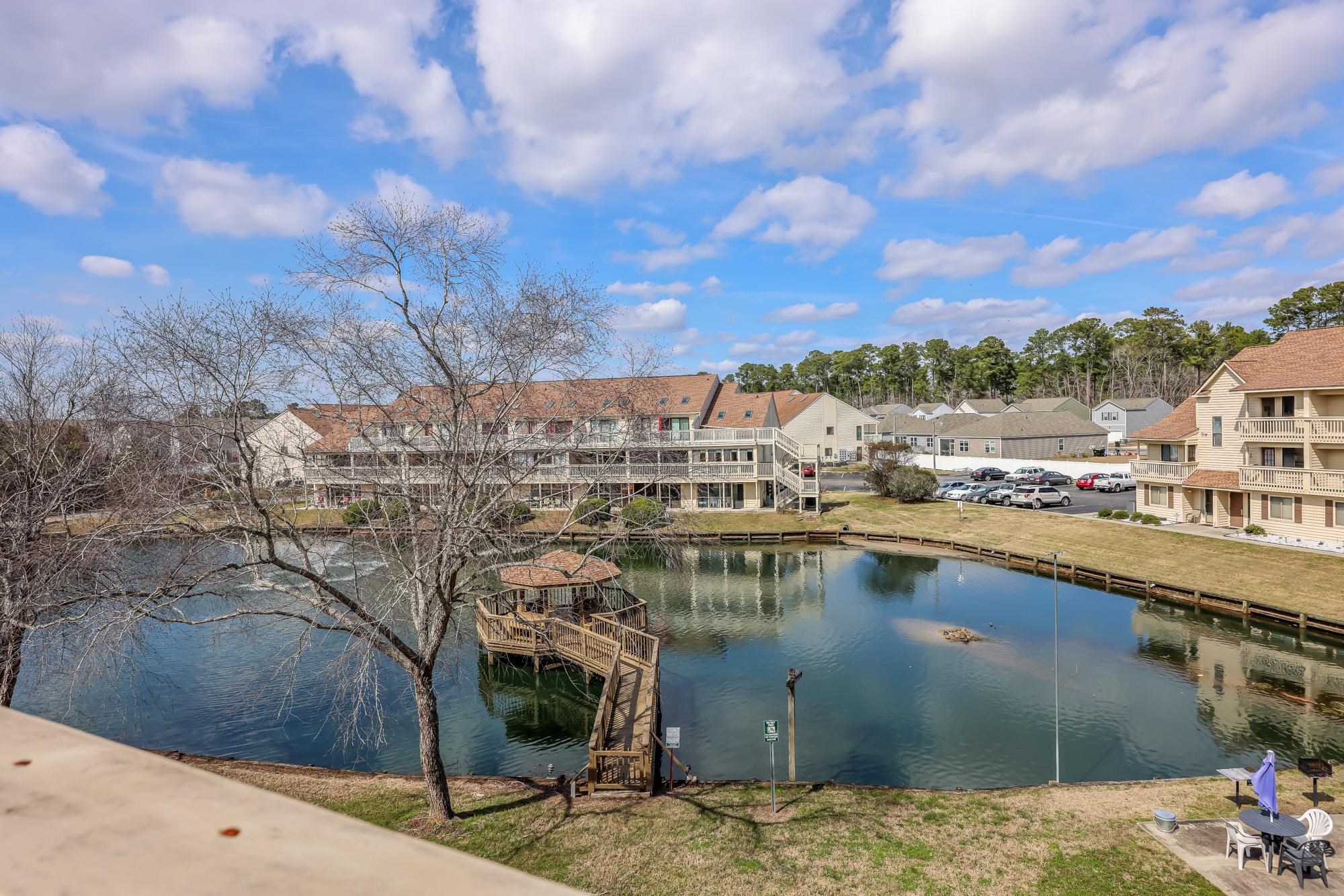 510 Fairwood Lakes N16