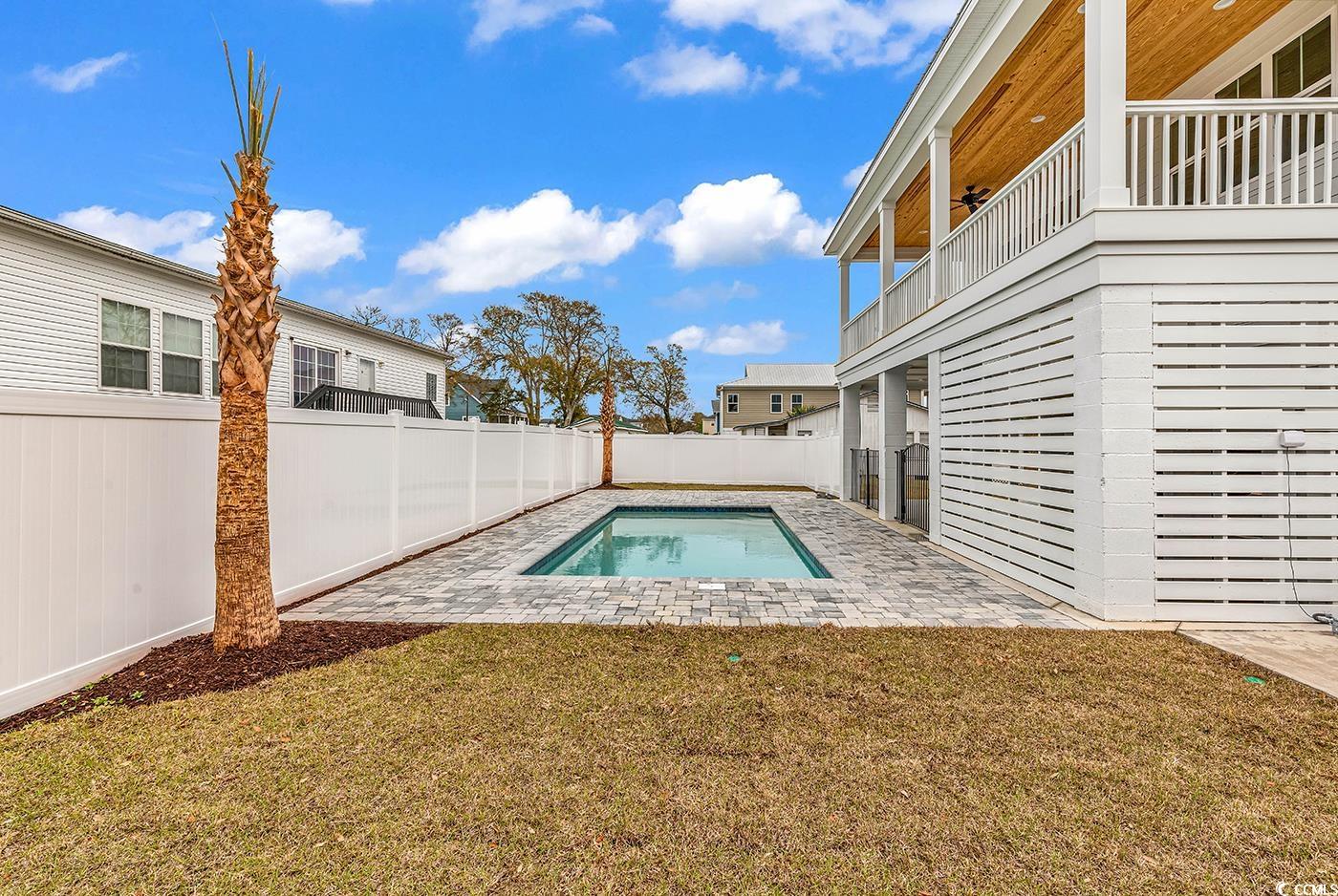318 Vista Dr.