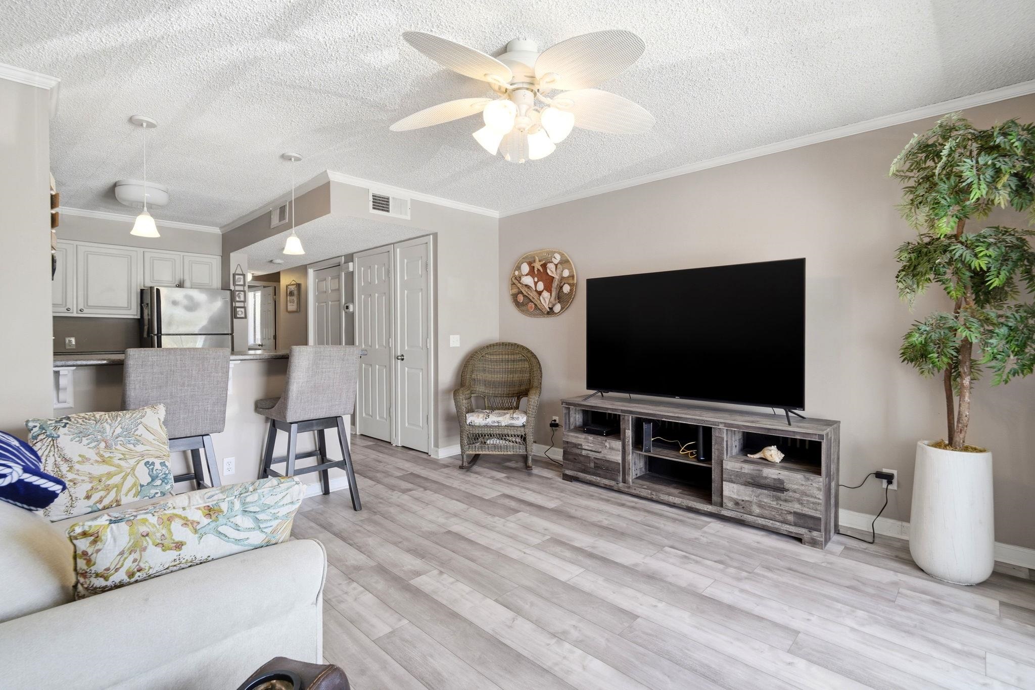 4350 Intercoastal Dr. 2102