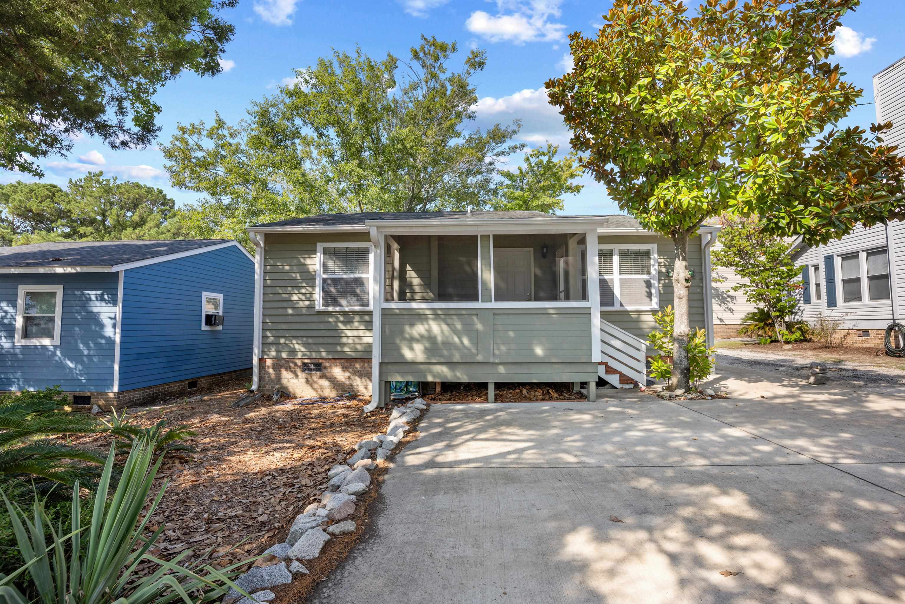 715 3rd Ave. S