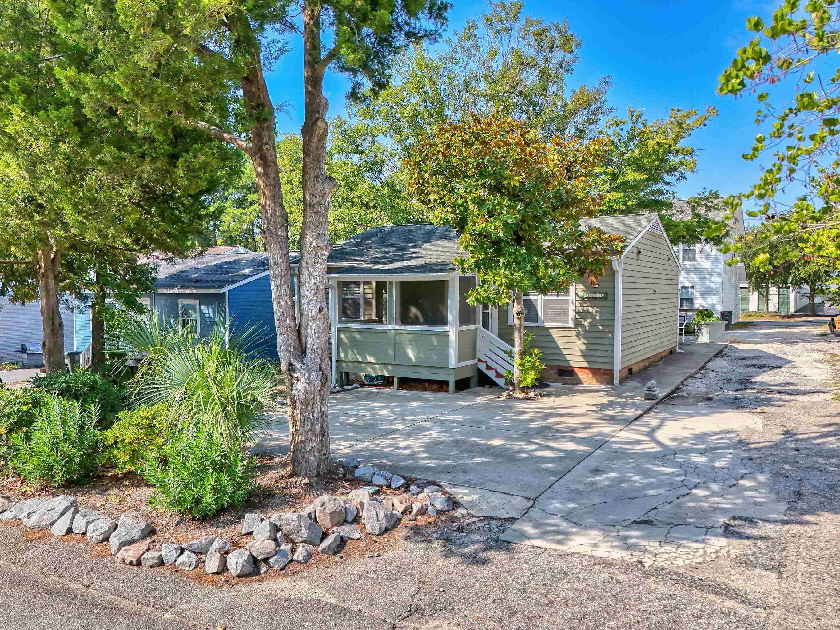 715 3rd Ave. S