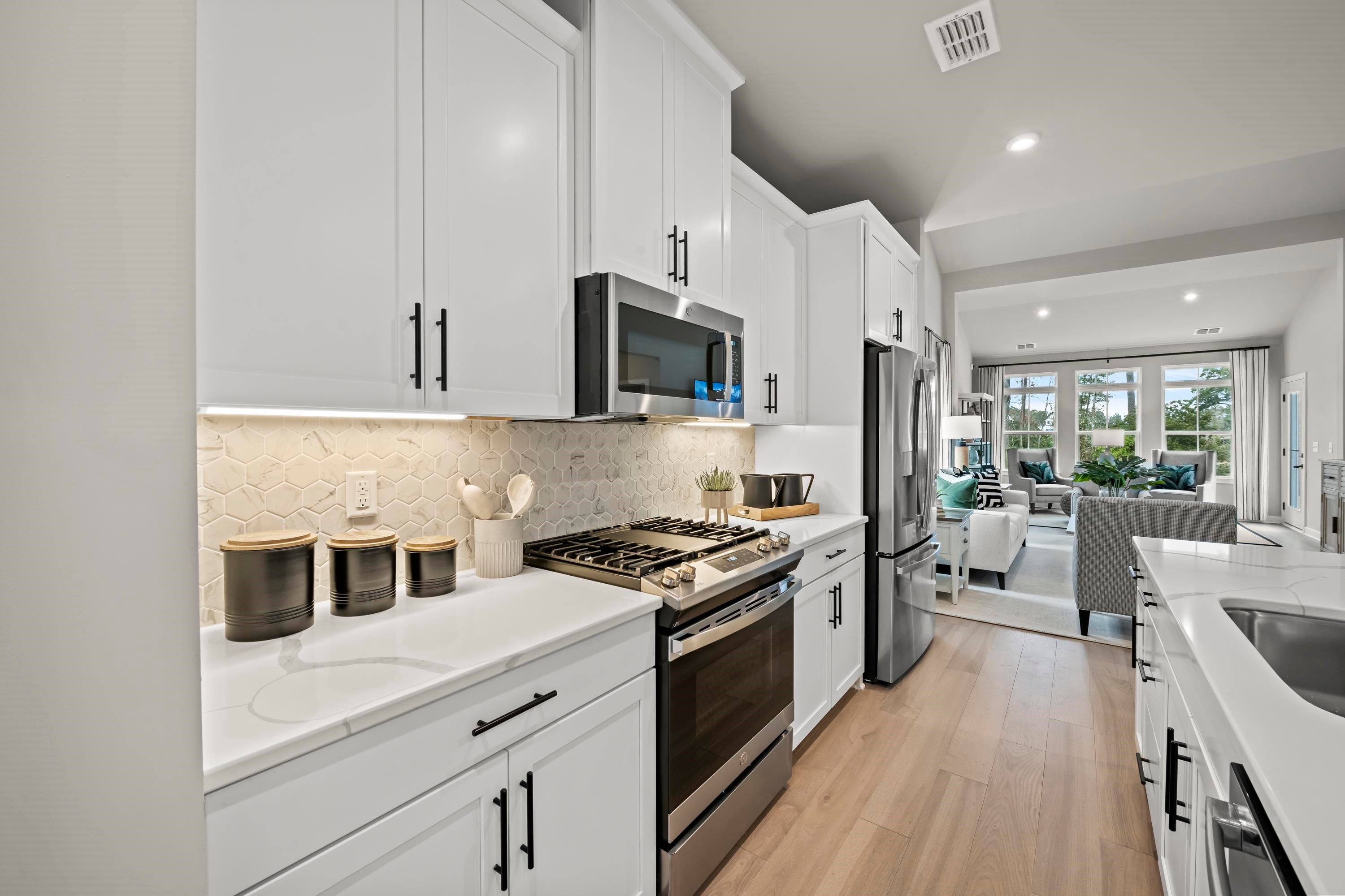 8832 Arcadius Dr 123B