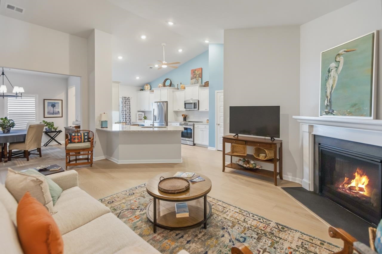 2009 Lone Cypress Dr